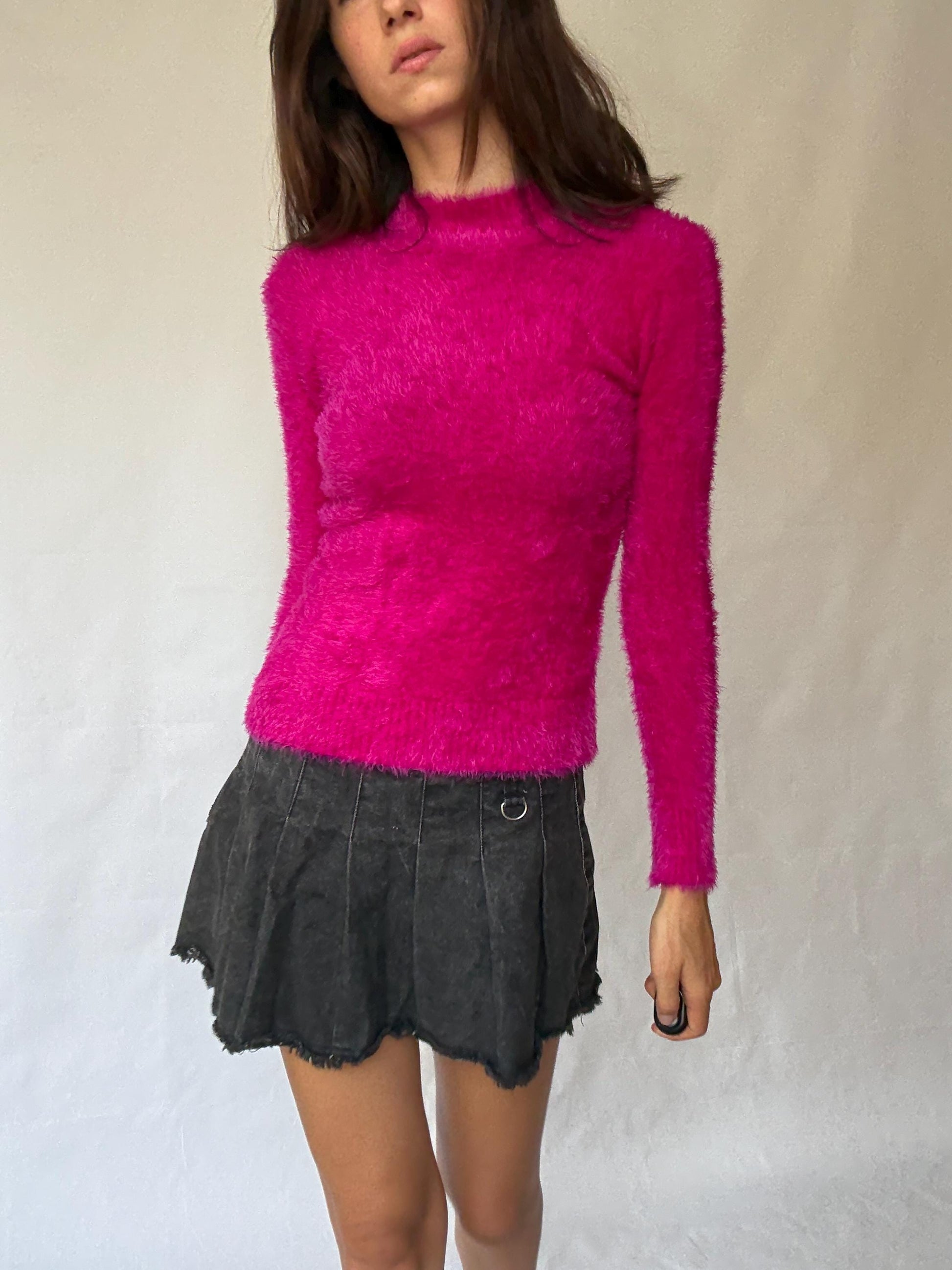 Y2K Vibrant pink jumper, cotton feel, relaxed fit, fluffy texture,90s Nicole richie style, US S, streetwear fun