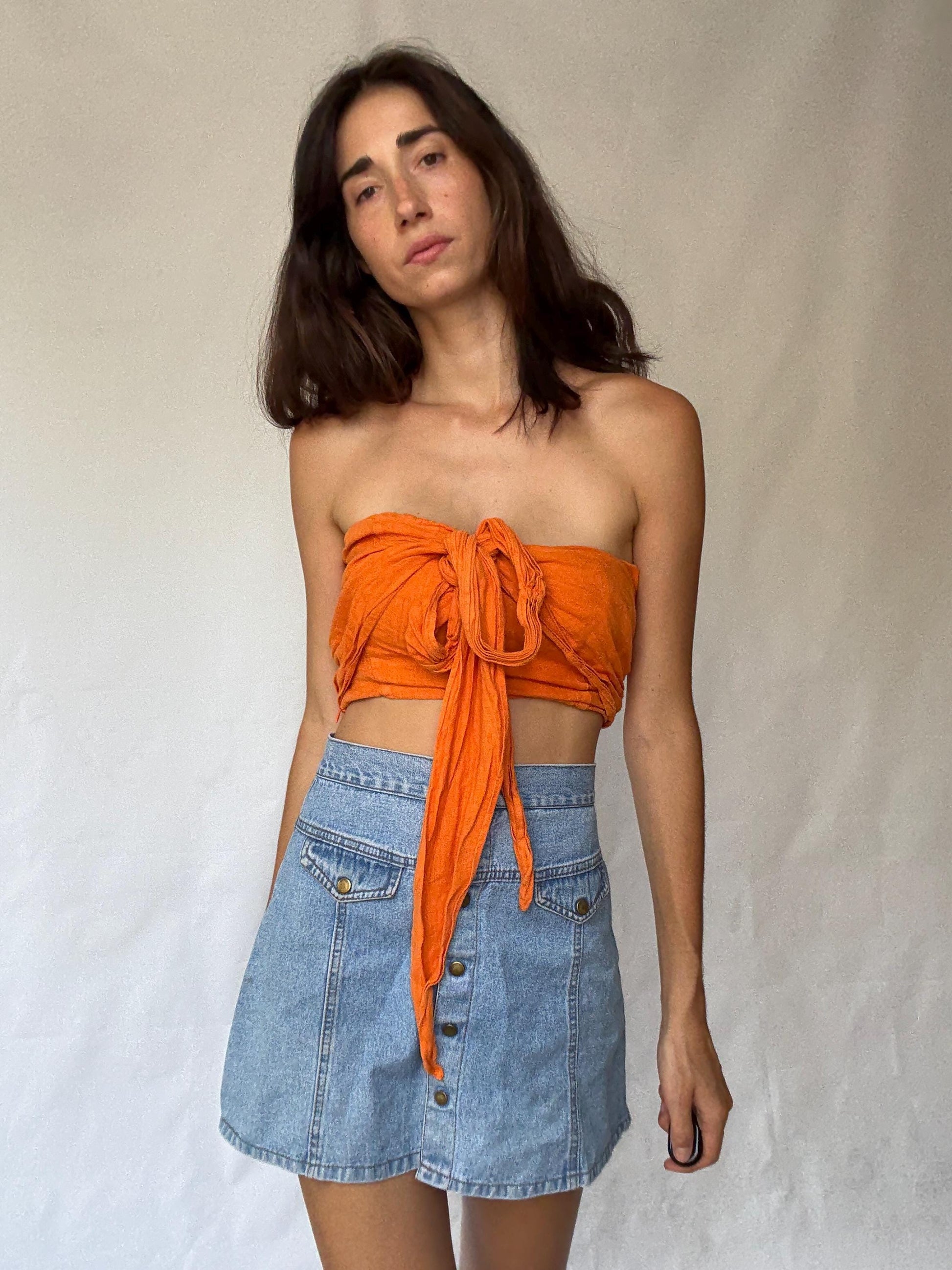 Vintage orange crop top, linen, elasticized bust, back zipper, adjustable straps, coastal grandmother, US M, casual picnic