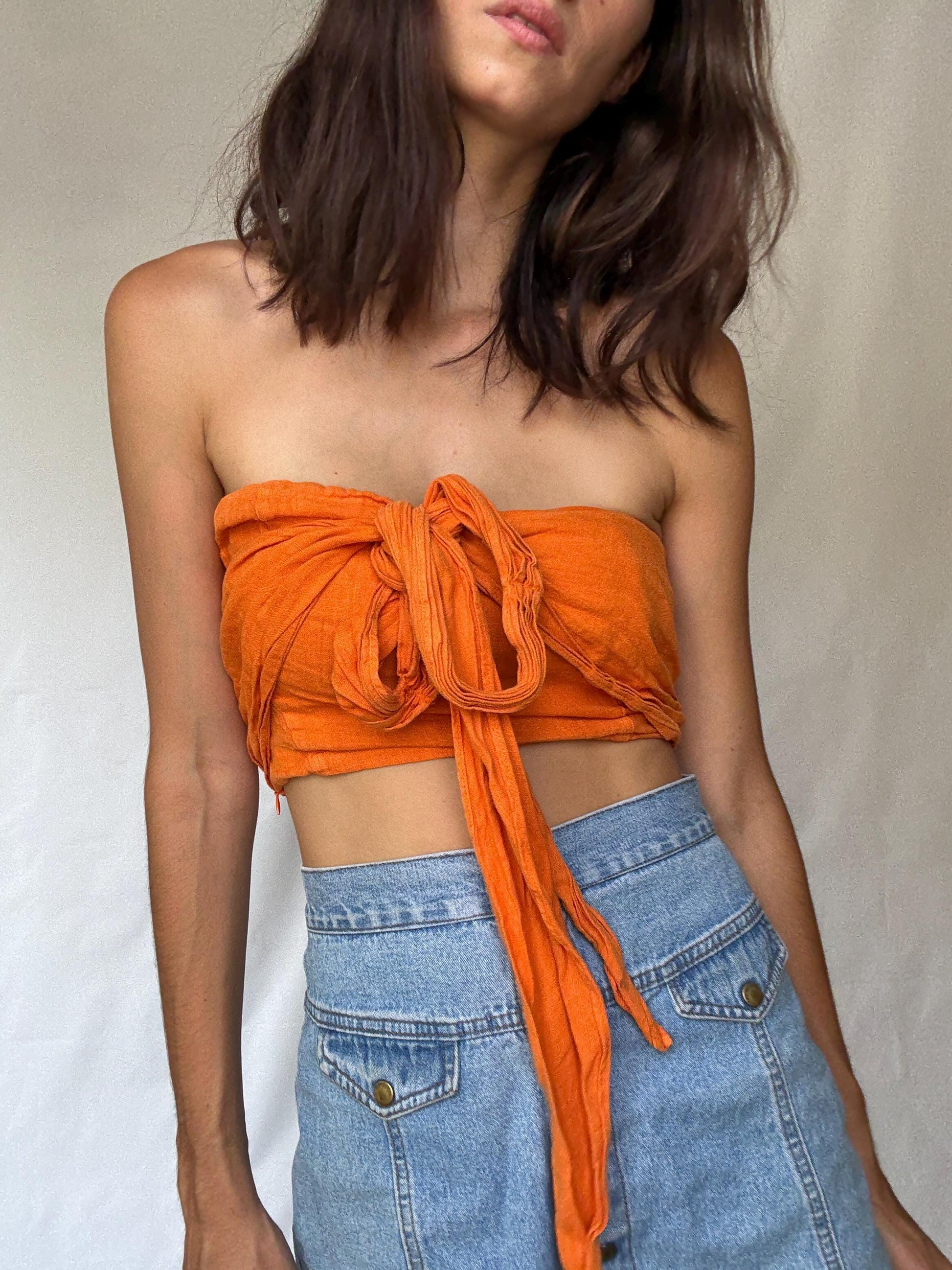 Vintage orange crop top, linen, elasticized bust, back zipper, adjustable straps, coastal grandmother, US M, casual picnic
