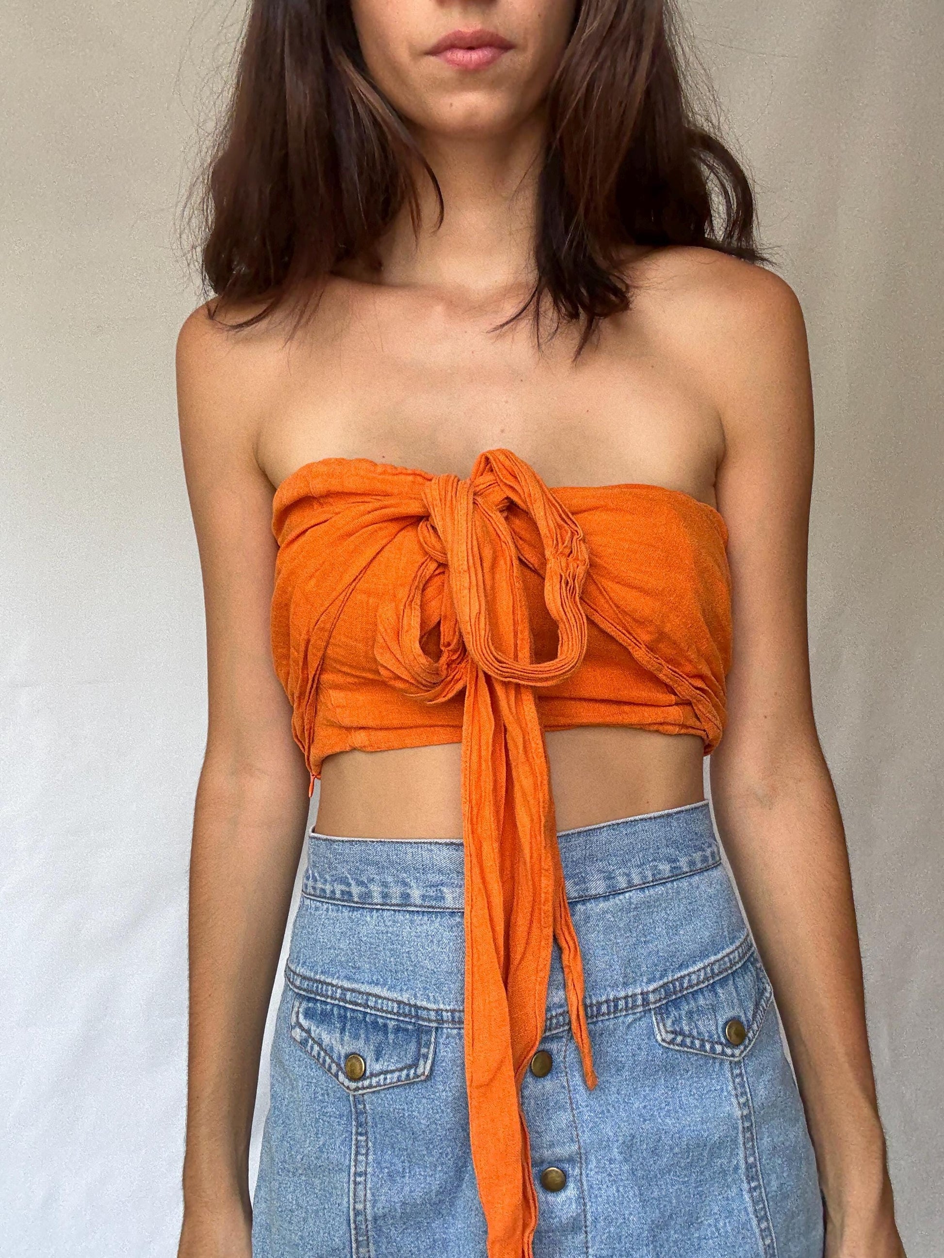 Vintage orange crop top, linen, elasticized bust, back zipper, adjustable straps, coastal grandmother, US M, casual picnic