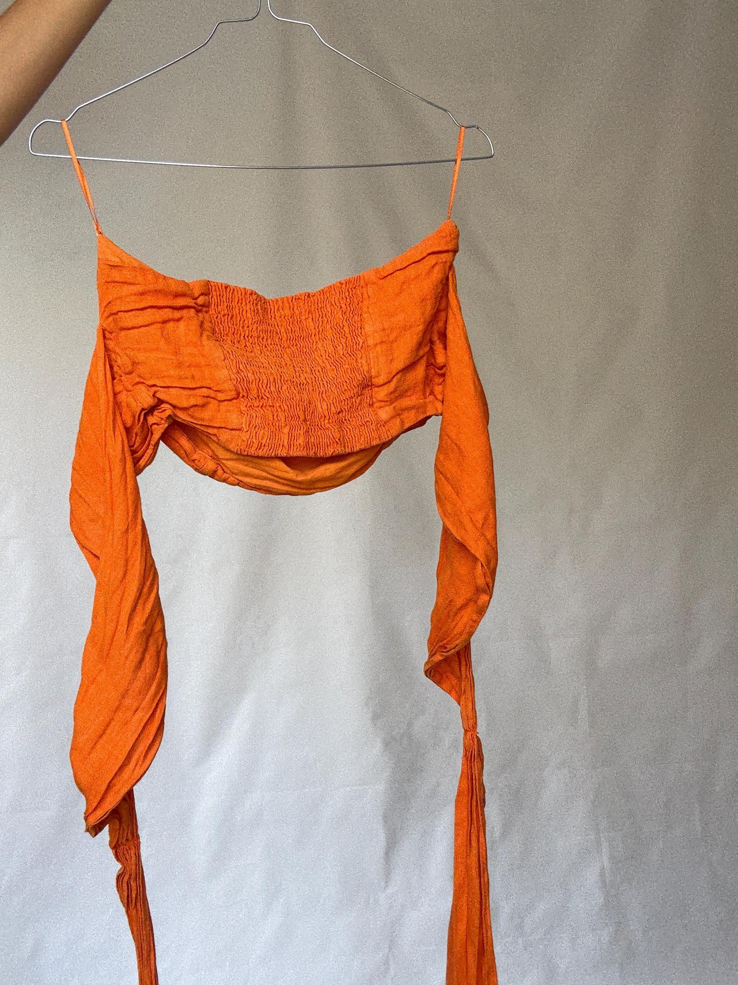 Vintage orange crop top, linen, elasticized bust, back zipper, adjustable straps, coastal grandmother, US M, casual picnic