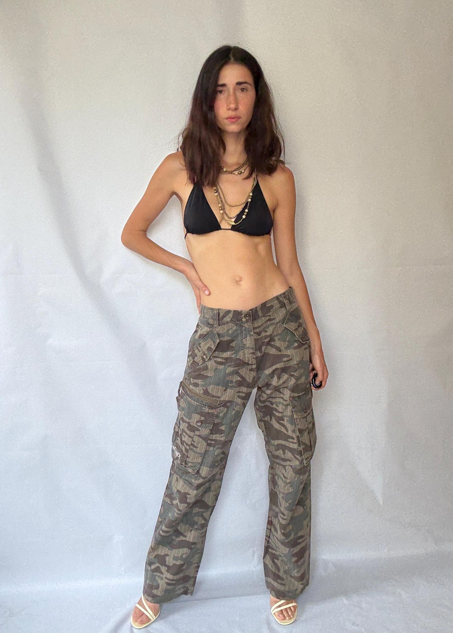 Ripcurl camo cargo pants, 100% cotton, straight leg fit, six, pocket design, y2k streetwear, US L, casual outdoor style