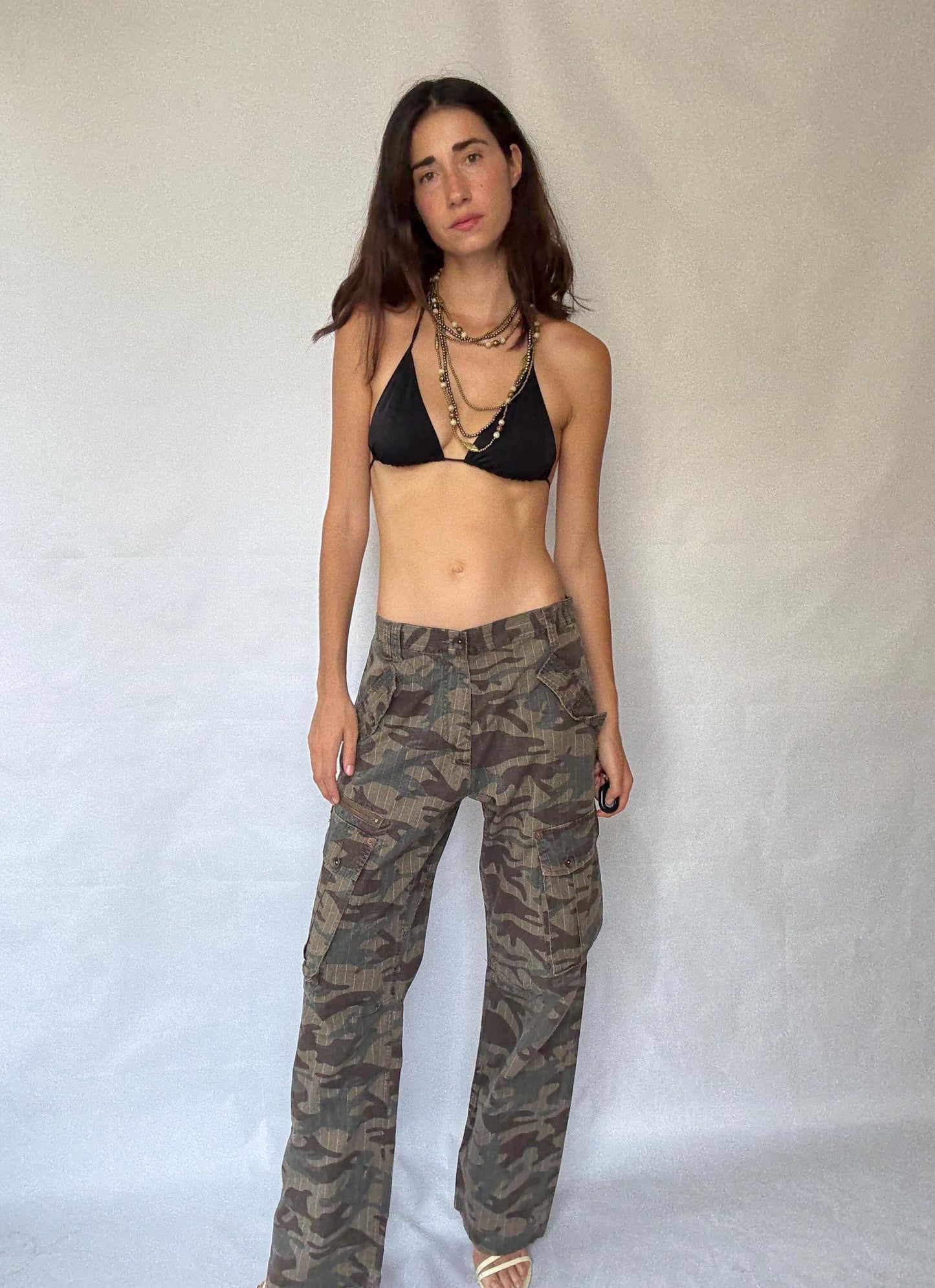 Ripcurl camo cargo pants, 100% cotton, straight leg fit, six, pocket design, y2k streetwear, US L, casual outdoor style