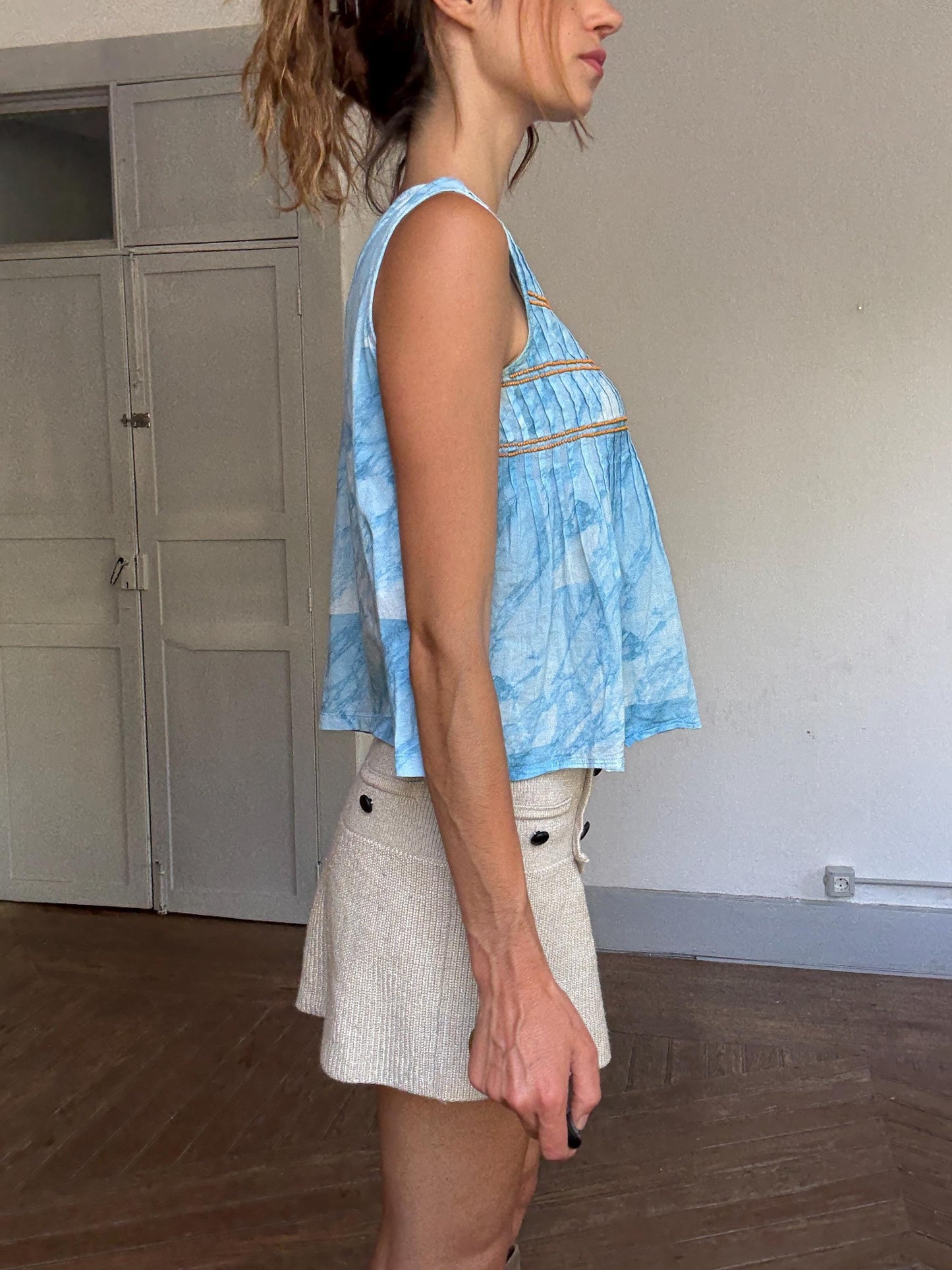 Vintage Spanish designer blue white tie dye camisole, 100% cotton, relaxed fit, orange beaded detail, bohemian y2k vibe, US XS