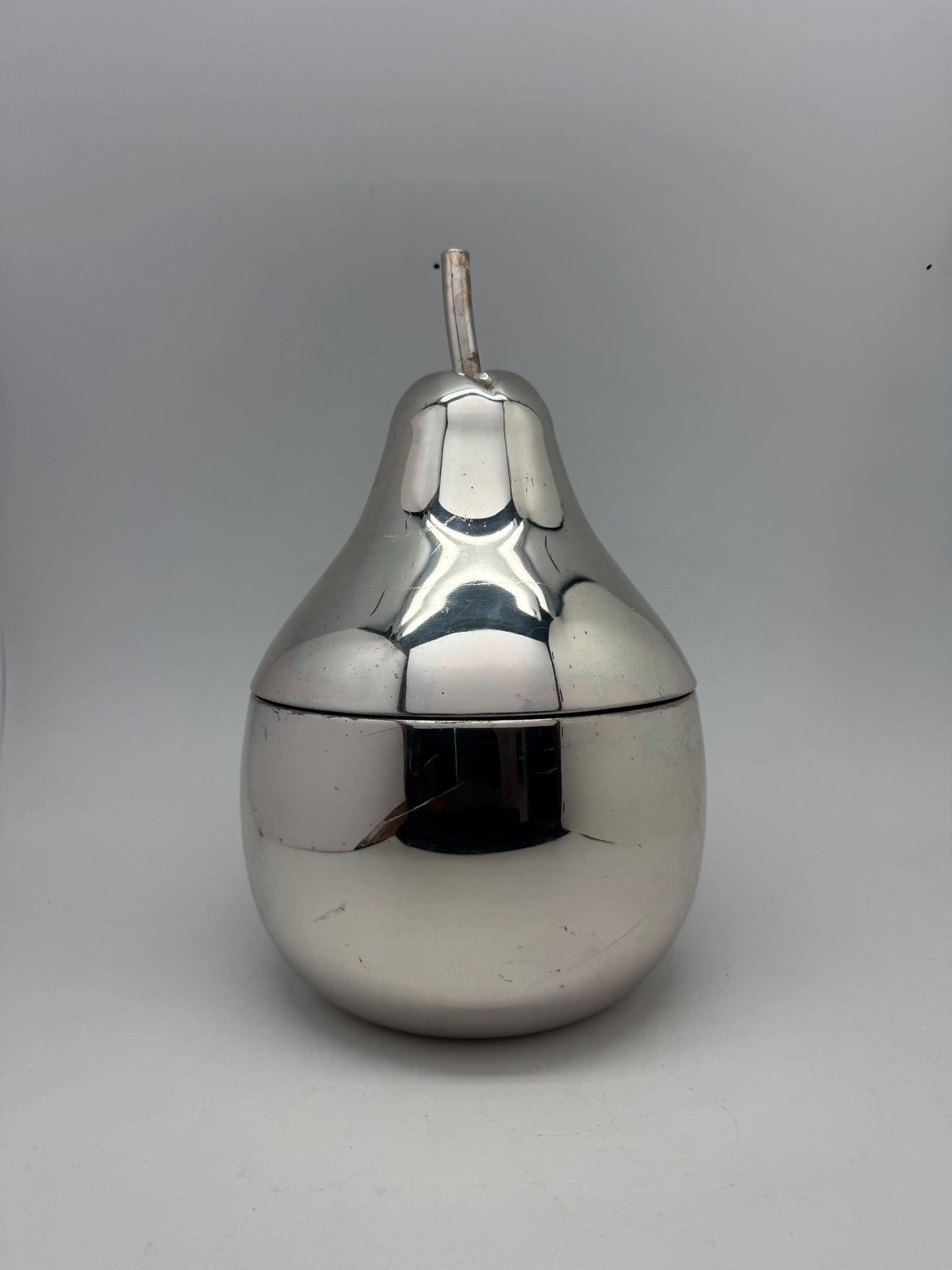Retro silver pear ice bucket 30 cm tall with insulated plastic interior, space age bar decor, funky mid century partyware
