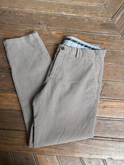 Beige Minimalist Chic Trousers — additional view 8