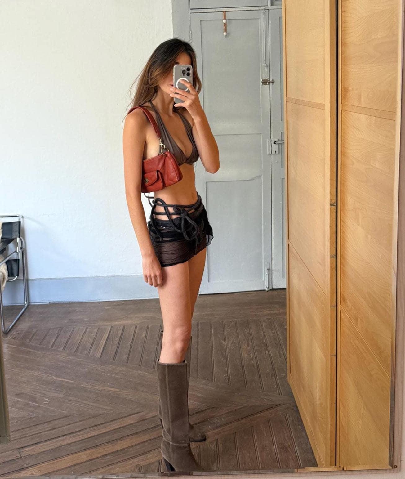 Vintage salvador bachiller orange leather shoulder bag – y2k style, luxe designer, minimal wear