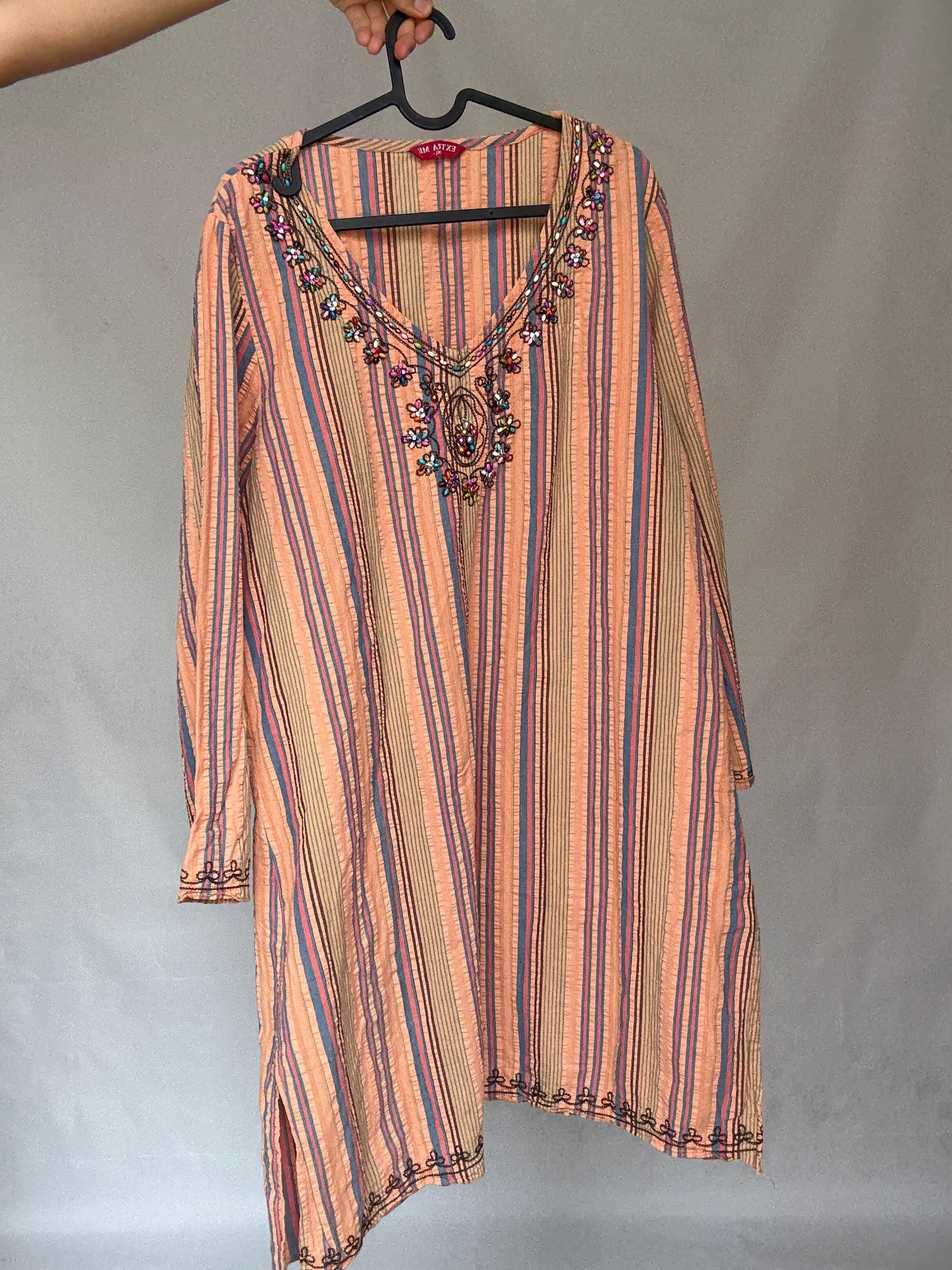Striped cotton boho dress with beaded neckline – peach pink blue tunic style shift dress with side splits L–XL