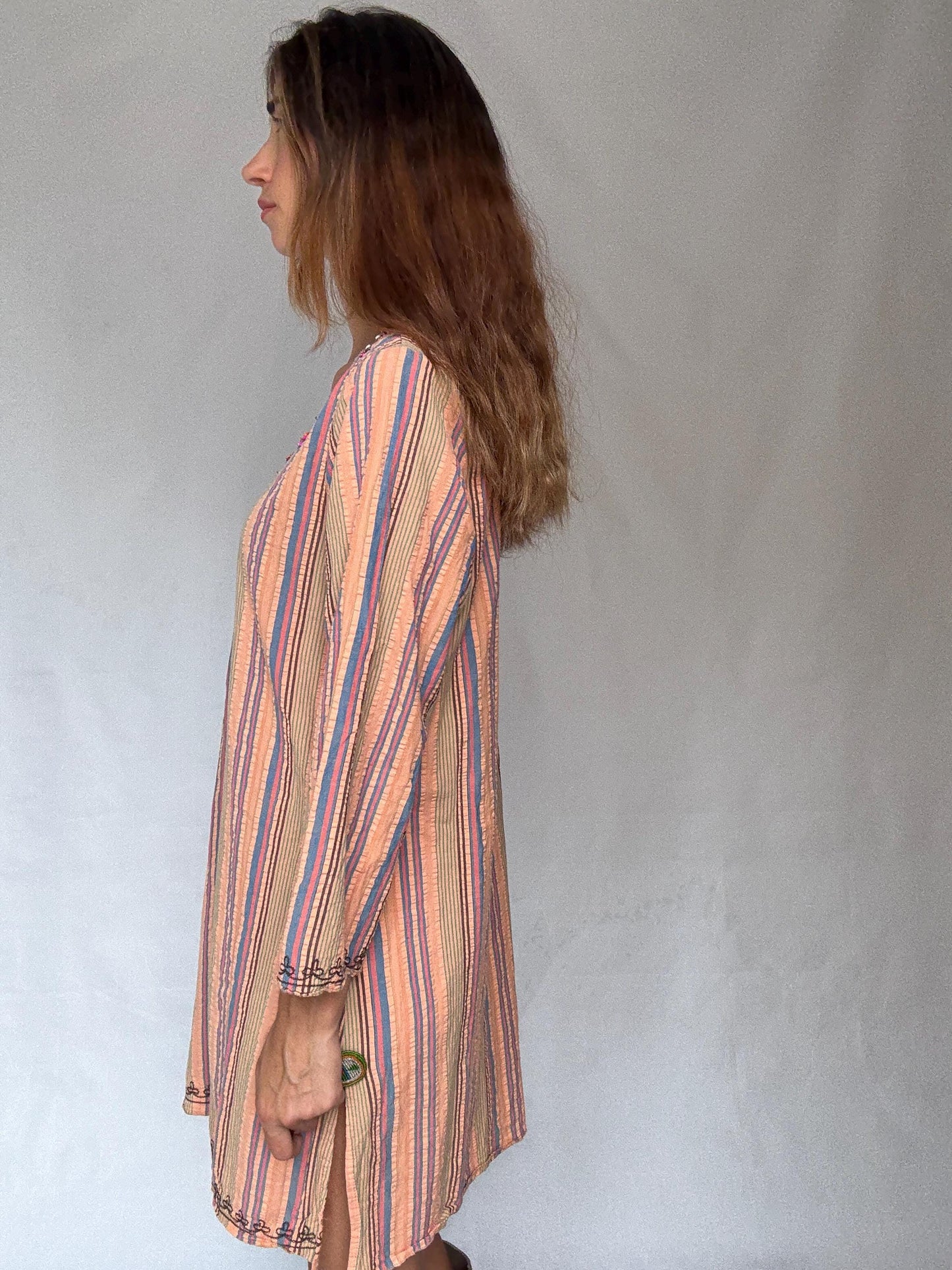 Striped cotton boho dress with beaded neckline – peach pink blue tunic style shift dress with side splits L–XL
