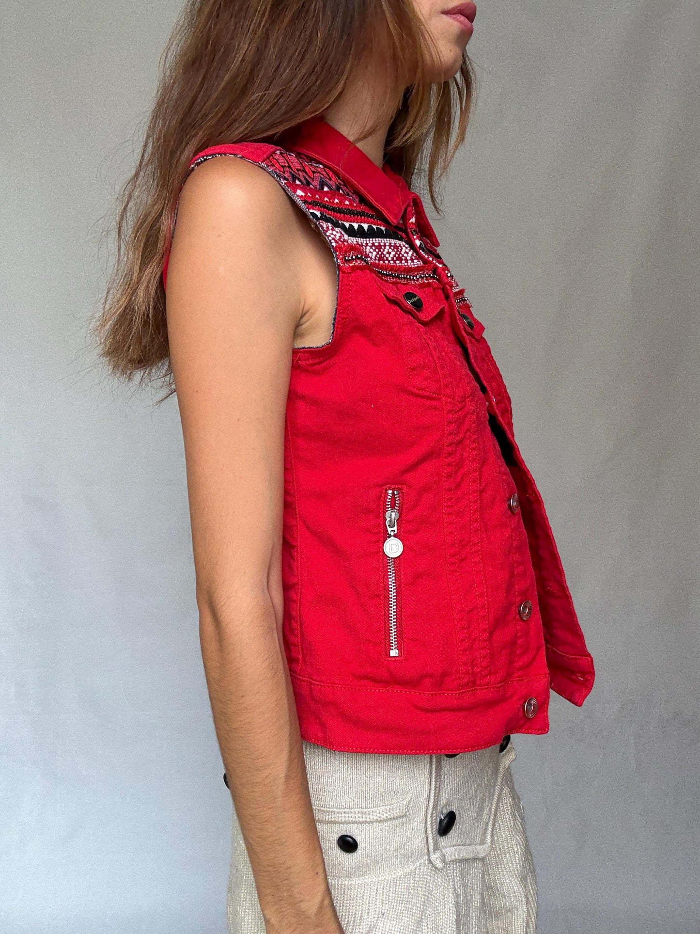 Desigual red sleeveless denim vest with embroidered yoke and bead details – boho western festival jacket size M - EU 38