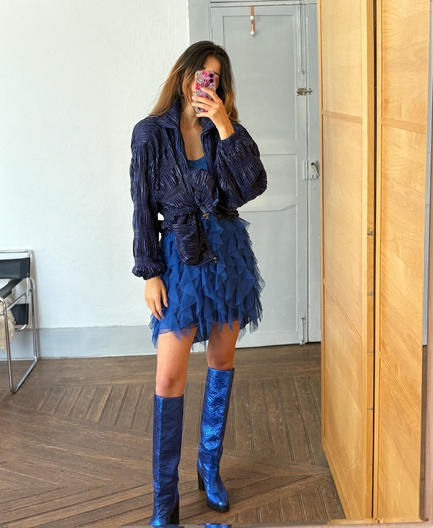 Vintage blue jacket aesthetic unique piece with padded shoulders statement piece in great condition