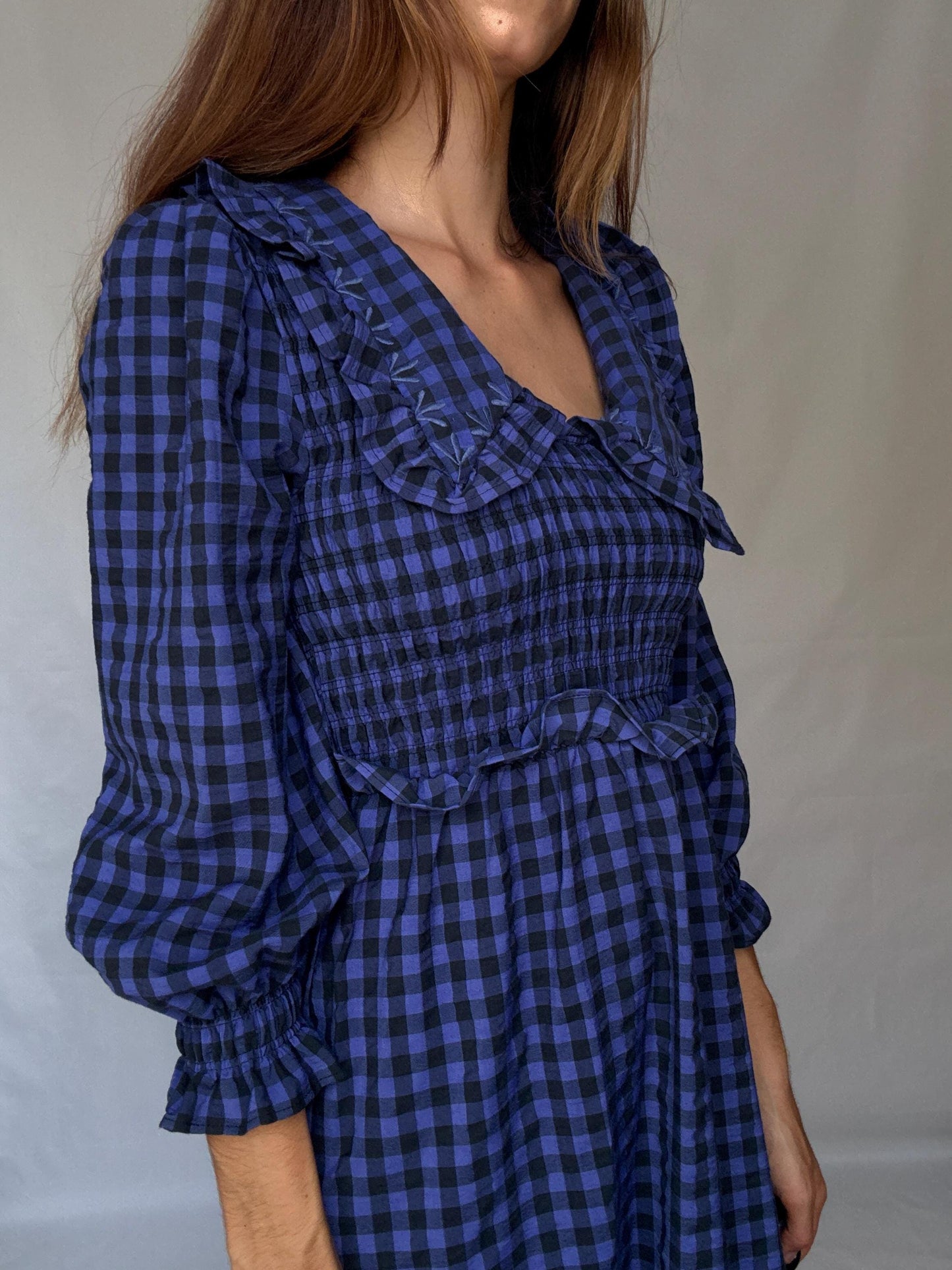 Vintage gingham cotton blend maxi dress with shirred waist and statement collar – navy cottagecore check prairie look US XS