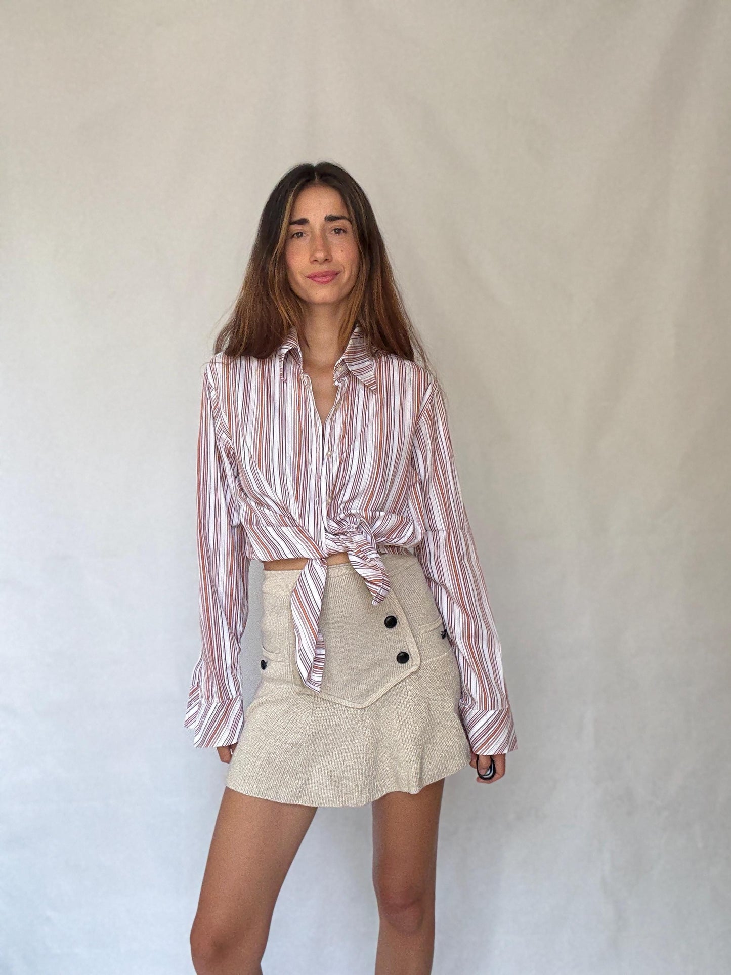 Hugo Boss men’s striped US XL cotton button-up shirt – red brown and white vertical stripe long sleeve classic preppy smart casual