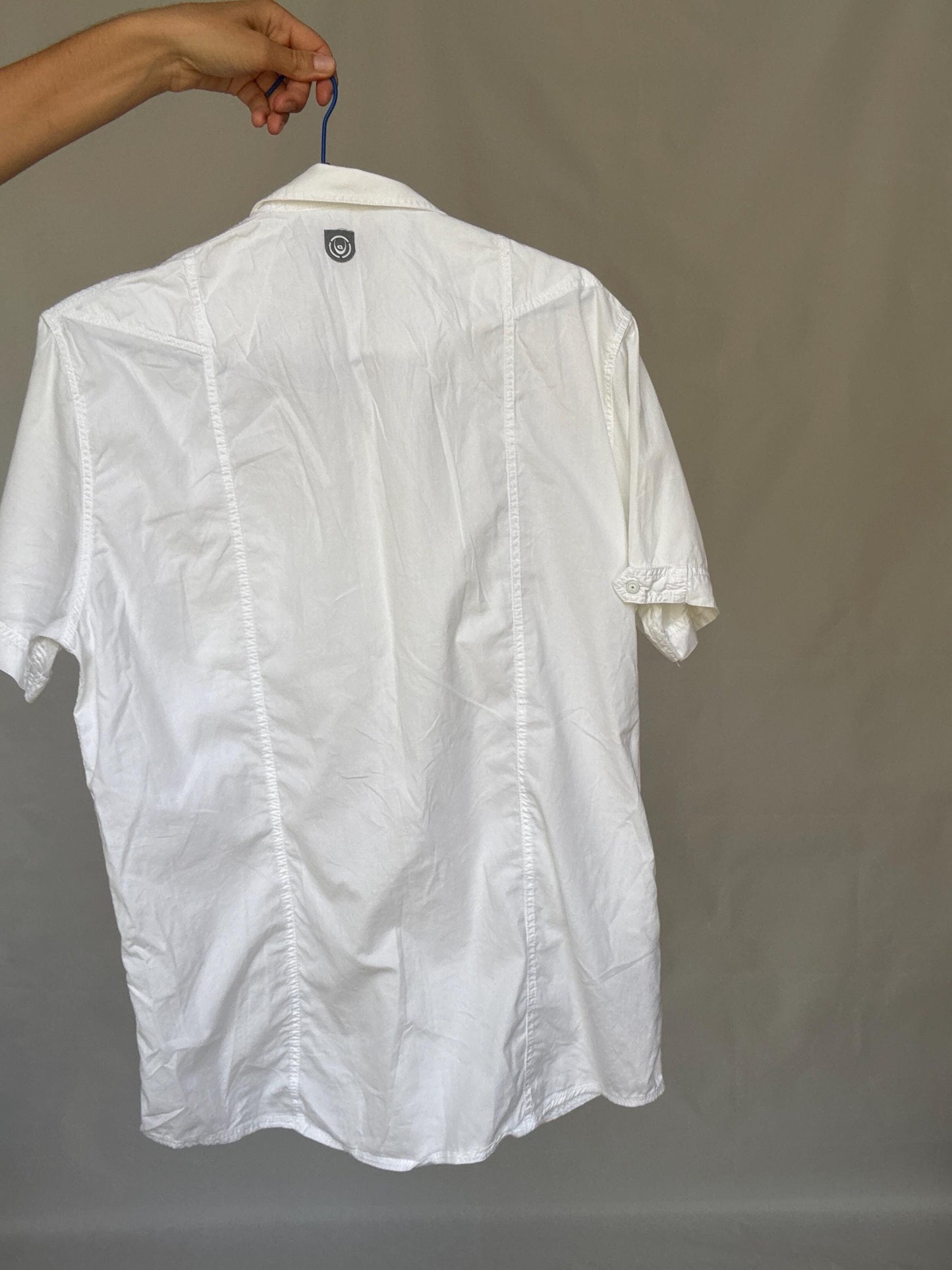 Duck and Cover short sleeve white cotton shirt with utility pockets, military Y2K vibe button down – fitted unisex style US size M-L