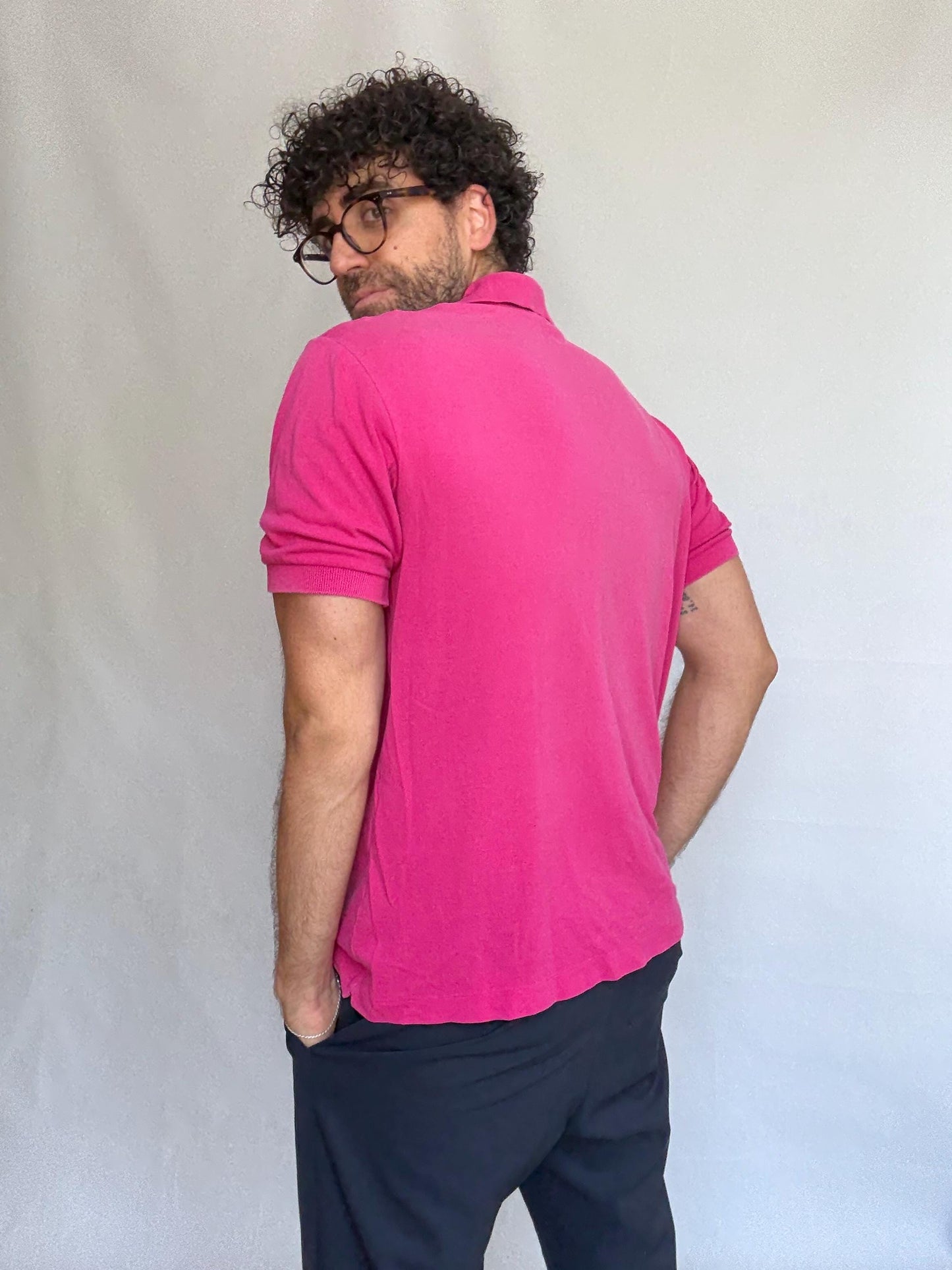 Vintage Lacoste pink polo shirt, 100% cotton, classic fit, buttoned placket, crocodile logo detail, preppy Carolyn bessette, kennedy, US L