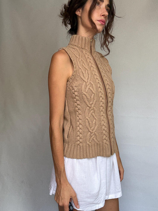 Massimo Dutti beige knit vest, wool Italian yarn, fitted silhouette, cable knit pattern, high ribbed collar, elegant Timothée Chalamet vibe