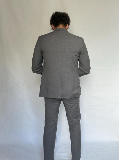 Gray Wool Suit With Tailored Blazer — fabric close-up