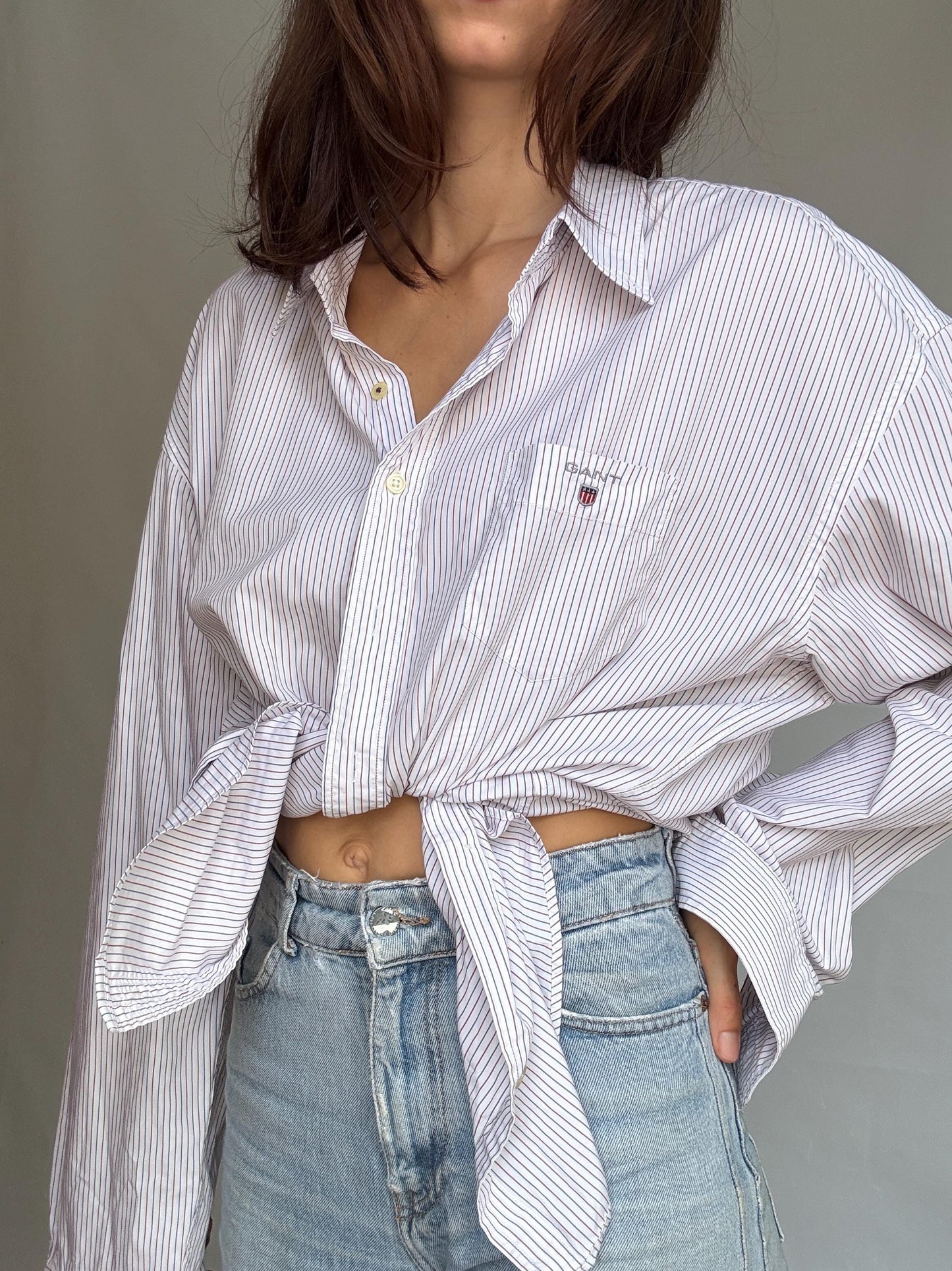 GANT white pinstripe shirt, 100% cotton, regular fit, button, up with logo pocket, preppy Meghan Markle style, US XXL, casual campus wear