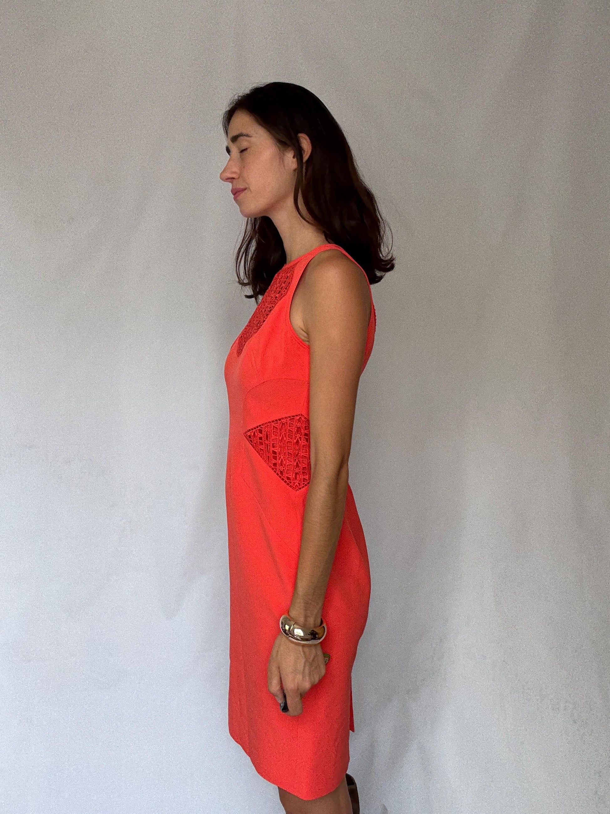 Karen Millen coral lace panel bodycon, Size US8 EU40, elegant sleeveless cocktail outfit, Luxury designer clothing, feminine pencil dress