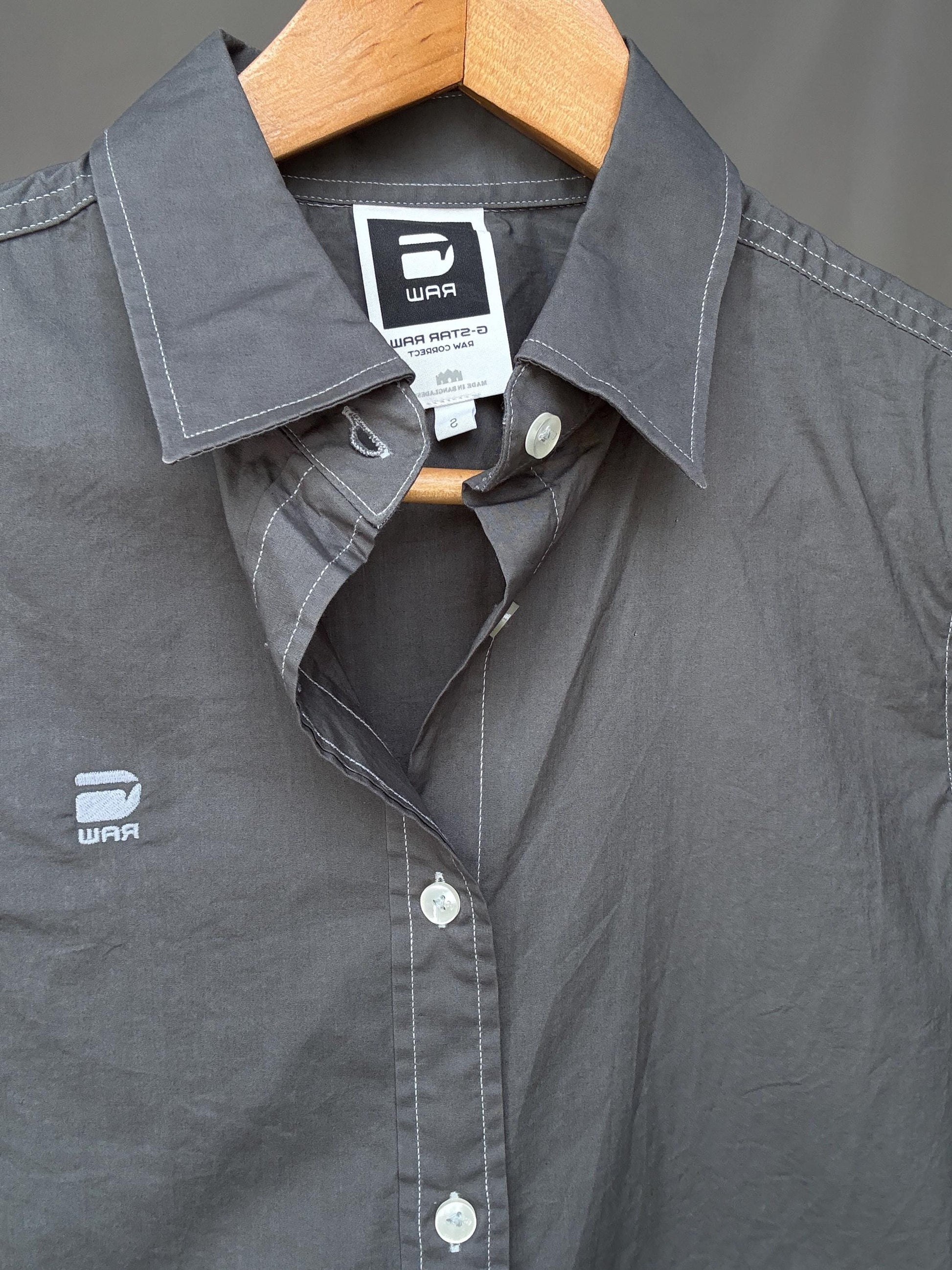 Men's G-Star Raw grey button-up shirt – unisex fit oxford shirt, Dutch designer clothing, European fashion find, Size S