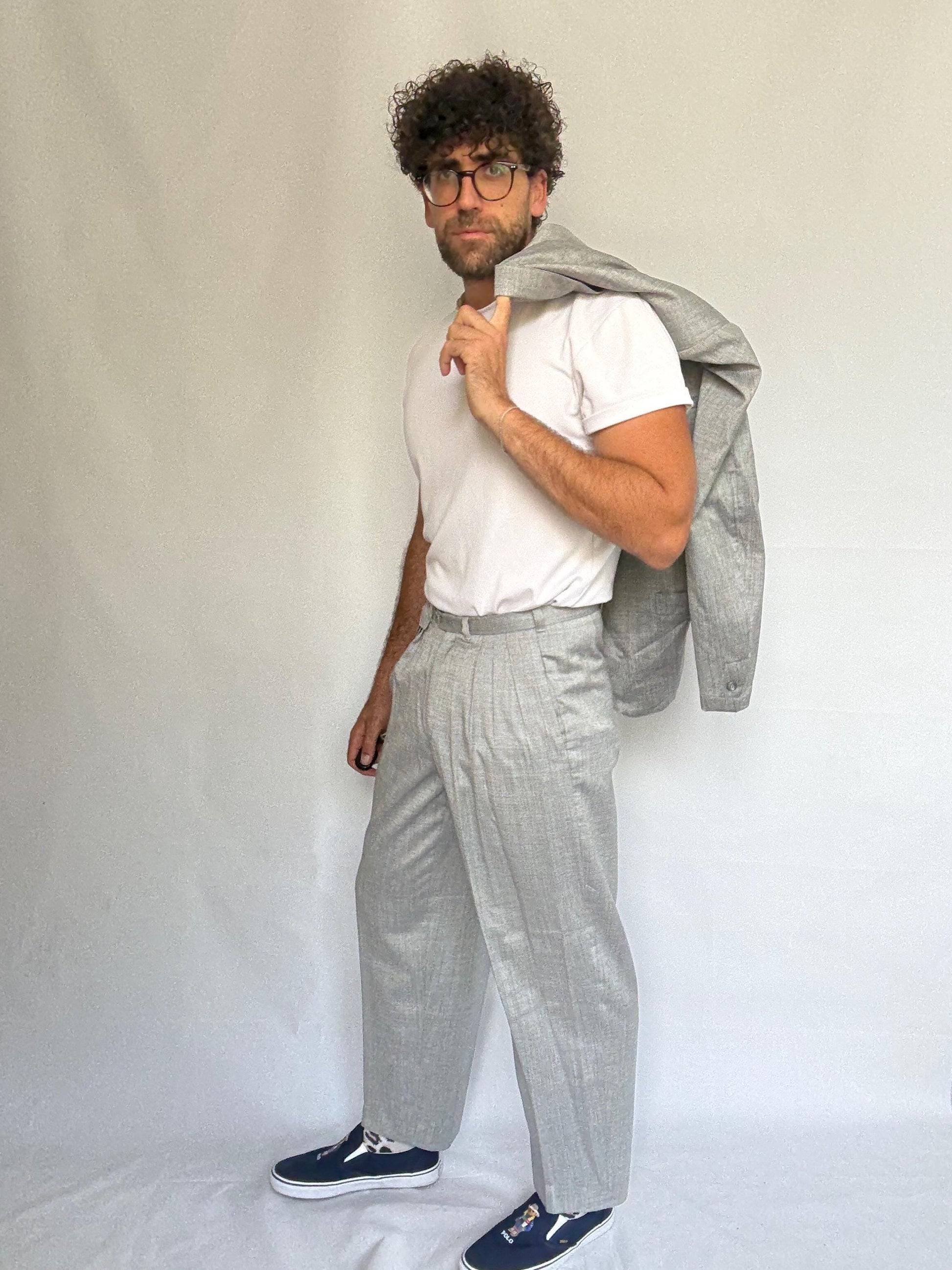 Vintage light gray suit, rough wool feel, classic fit, minimalistic design, vintage 90s, US XL, formal wear