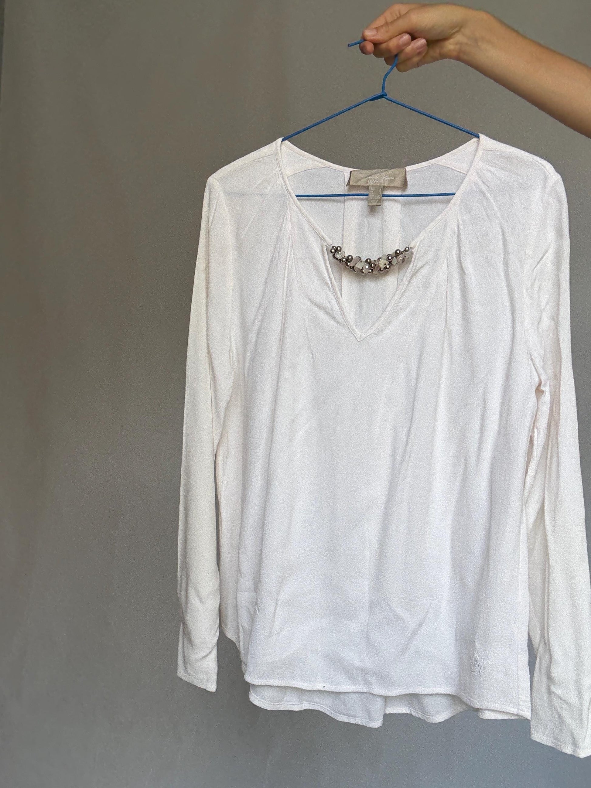 Pedro del Hierro Sport white blouse with beaded neckline detail, elegant chic, US L, evening versatile