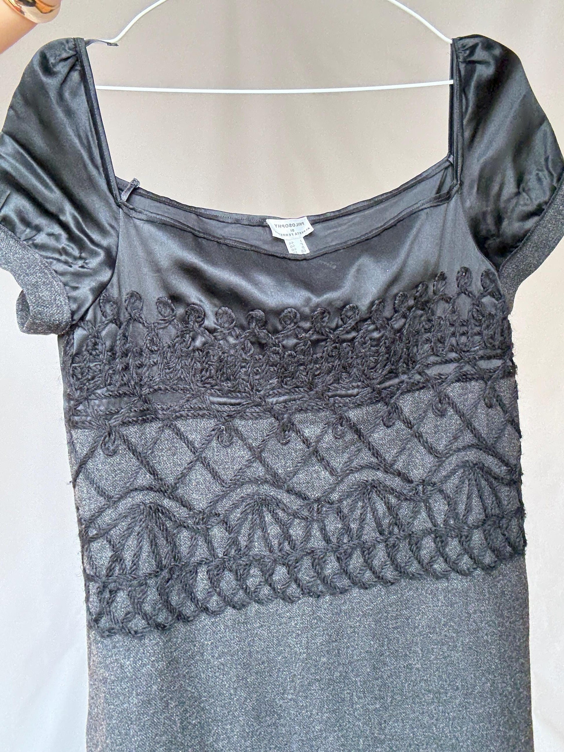 Philosophy di Alberta Ferretti black dress – Italian designer size I44 / US8 – cashmere wool blend evening dress