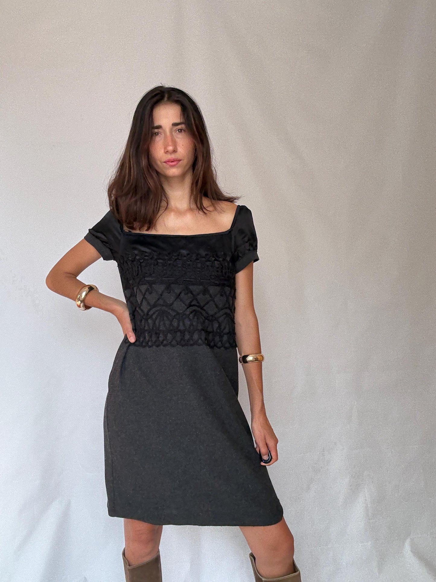 Luxe sashmere wool blend Philosophy di Alberta Ferretti black dress – Italian designer size I44 / US8