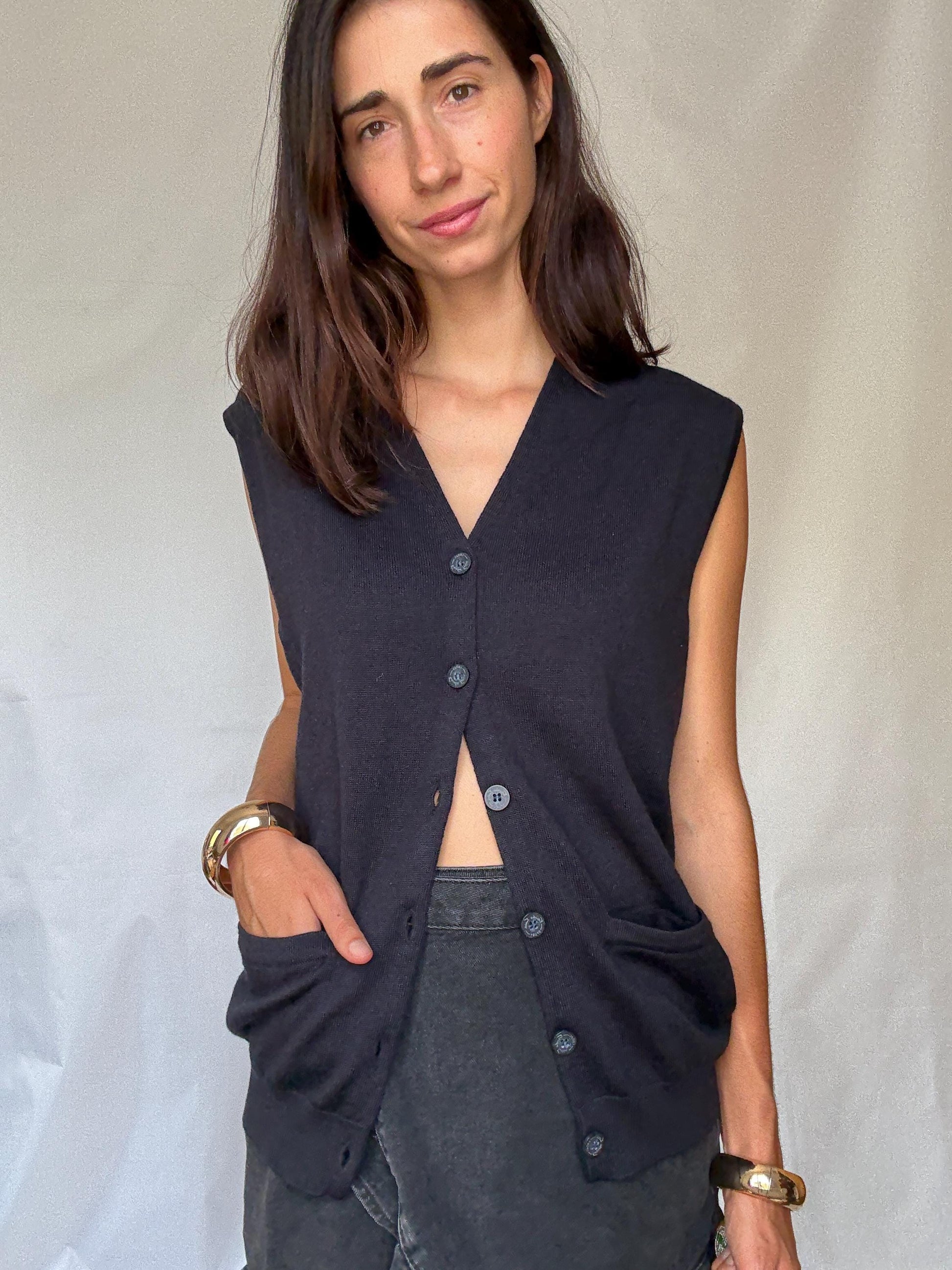 Vintage Emidio Tucci navy cardigan vest – oversized boyfriend fit – wool blend – made in Spain