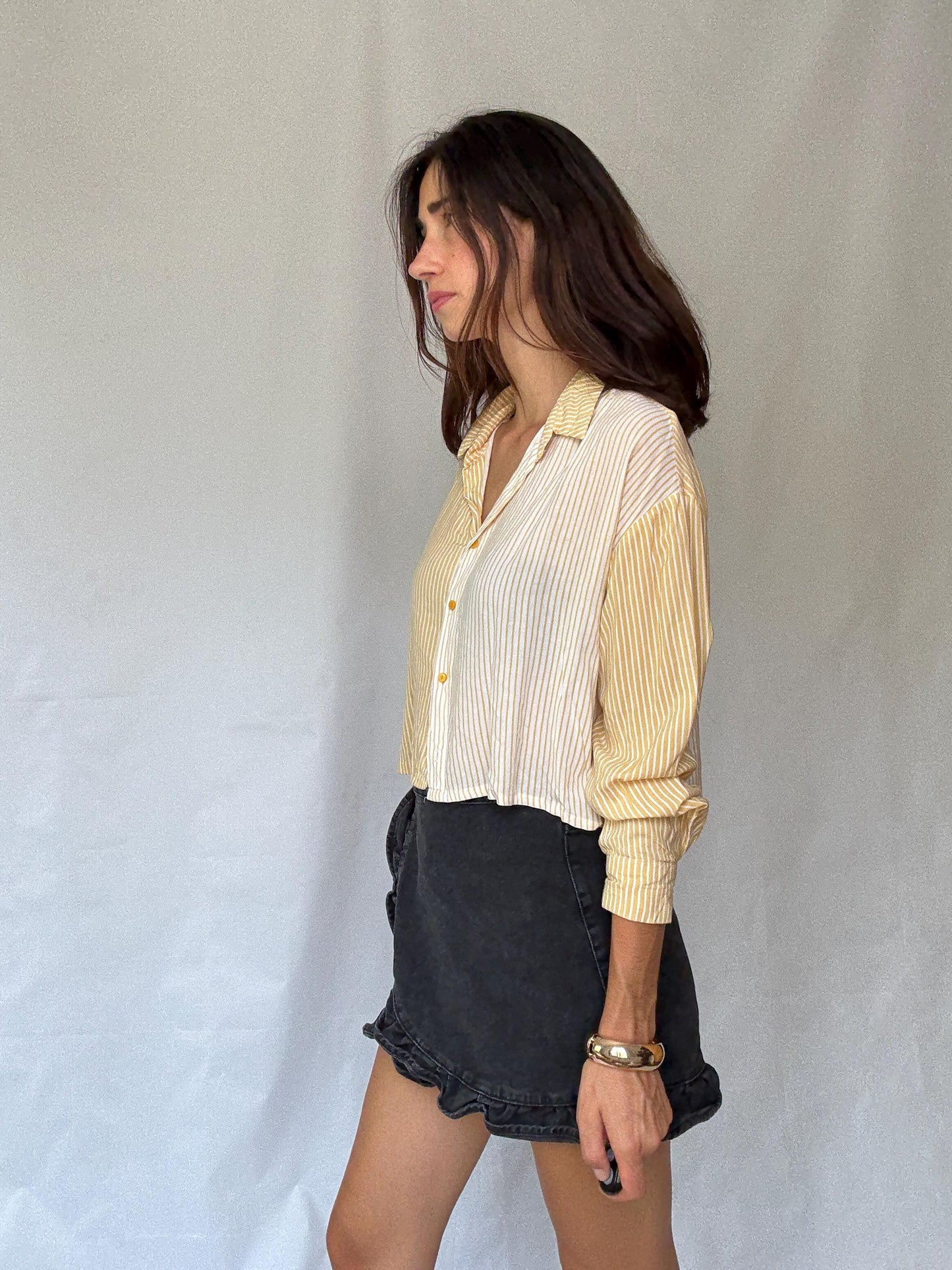 Vintage Inspired Cotton Striped Shirt in Light Academic Style - Flattering Small US Size with Button-Down Front