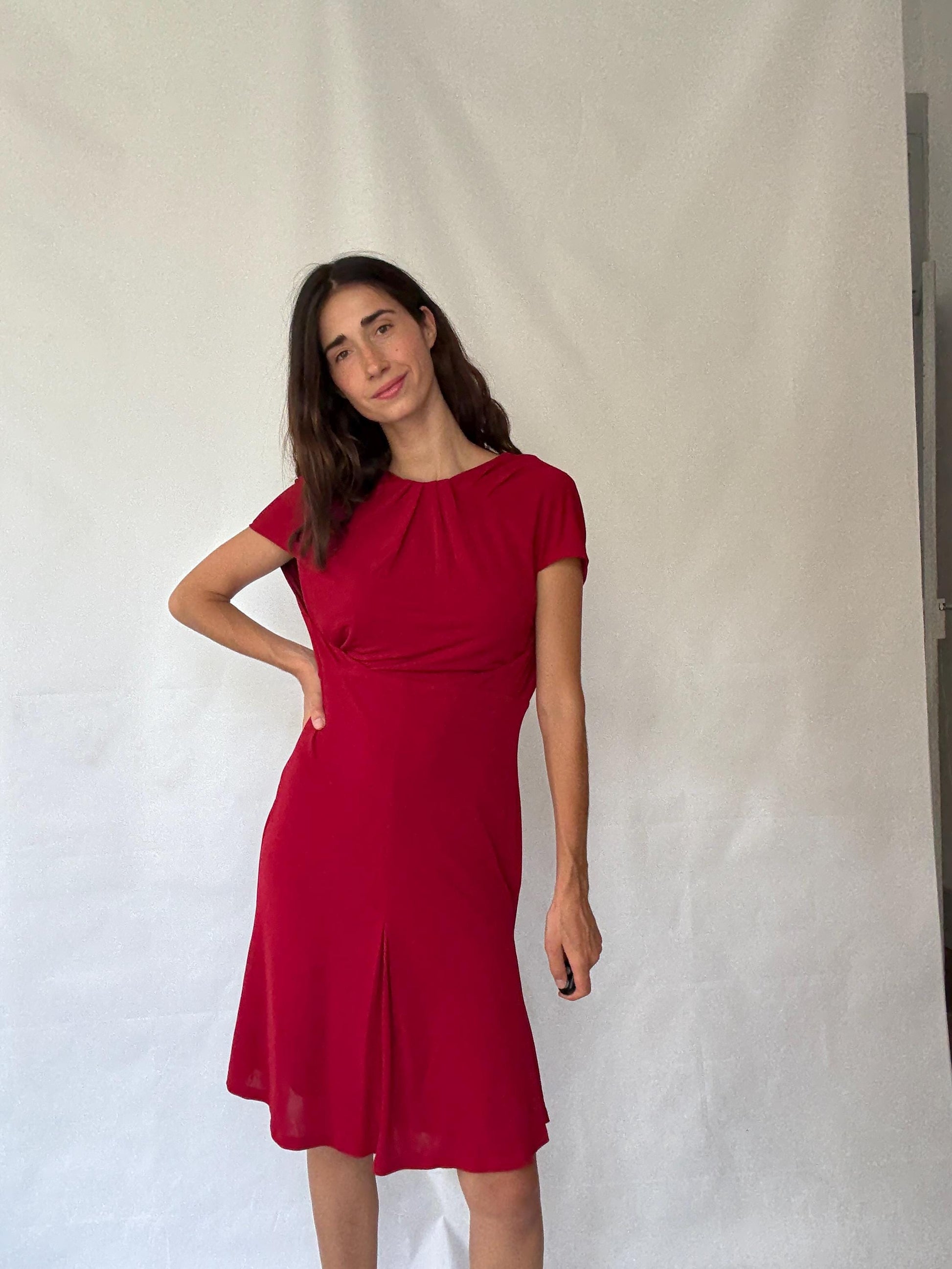 Stylish Red Dress - Stretchy with Back Zipper - Perfect for Romantic Looks - Inspired by Carolyn Bessette-Kennedy - US Size M