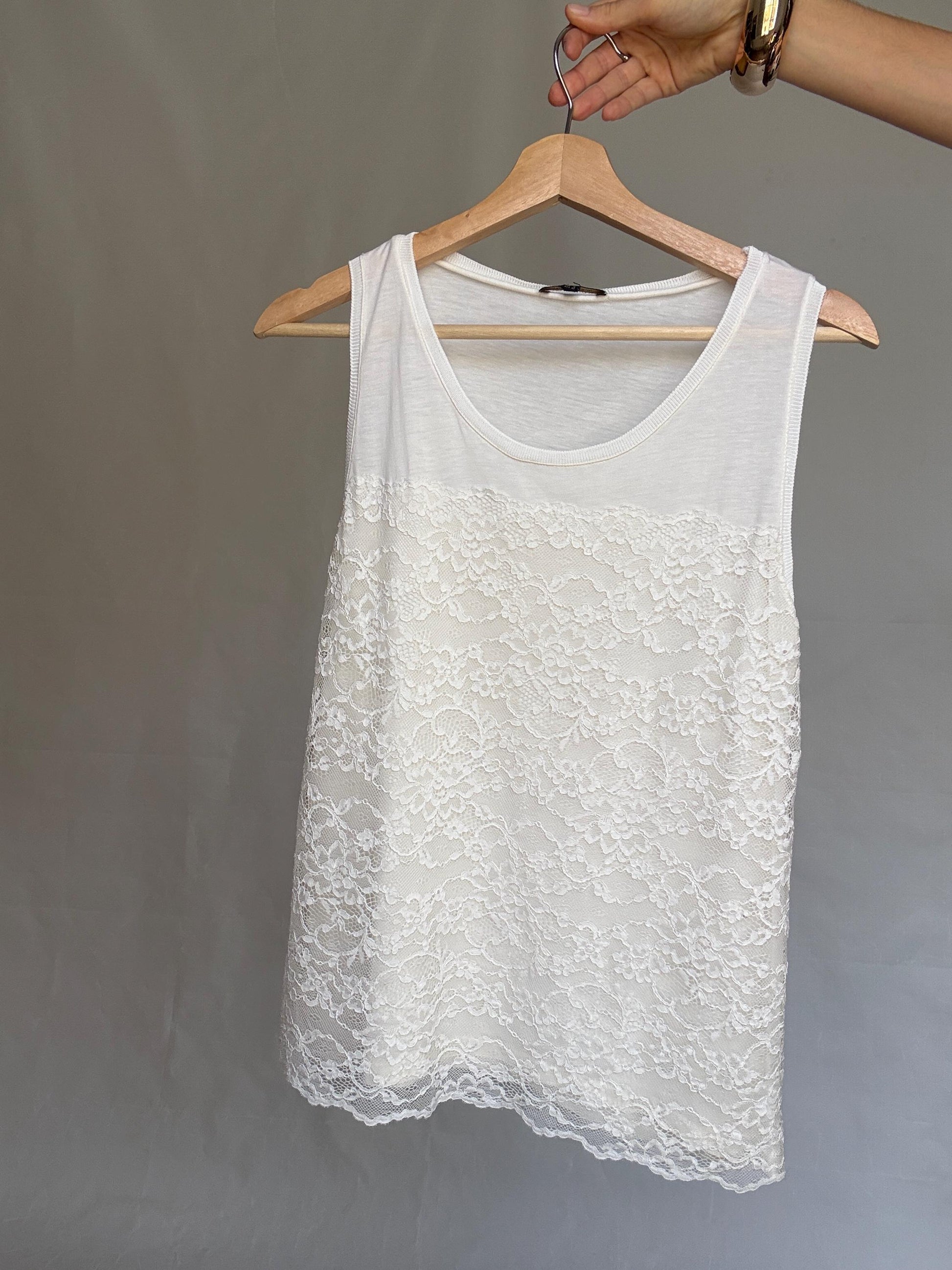 Massimo Dutti white sleeveless top, cotton feel, relaxed fit, lace overlay front, minimalist chic, US L, casual daytime wear, size M