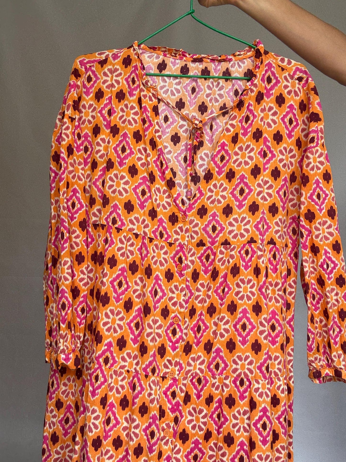 Vintage orange floral geometric dress, 100% cotton, relaxed fit, v, neck with tie detail, tiered design, bohemian casual, US XL