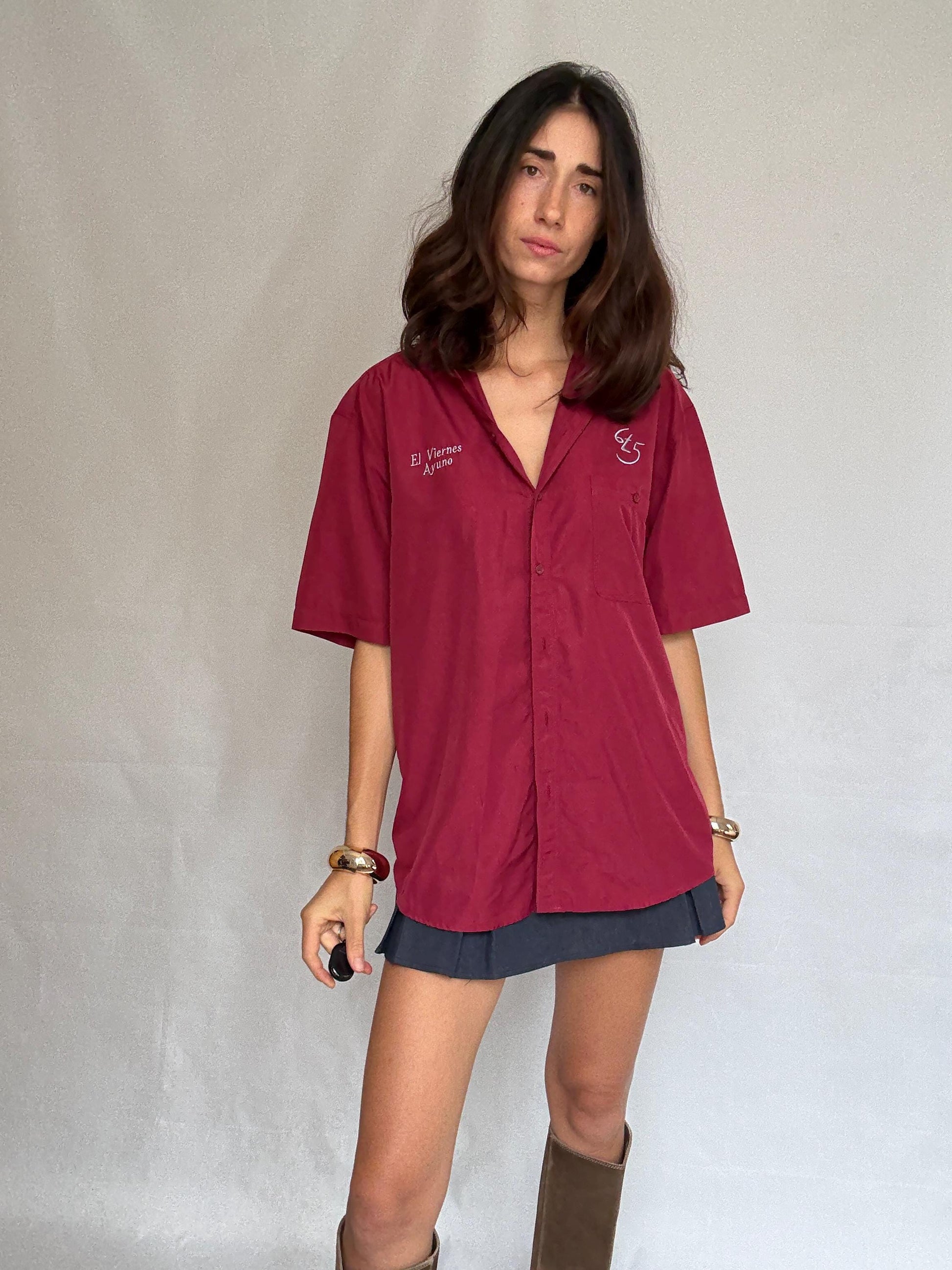 Full Gold maroon short sleeve shirt, 100% silk, relaxed fit, embroidered text and design, casual streetwear vibe, US L men, everyday cool