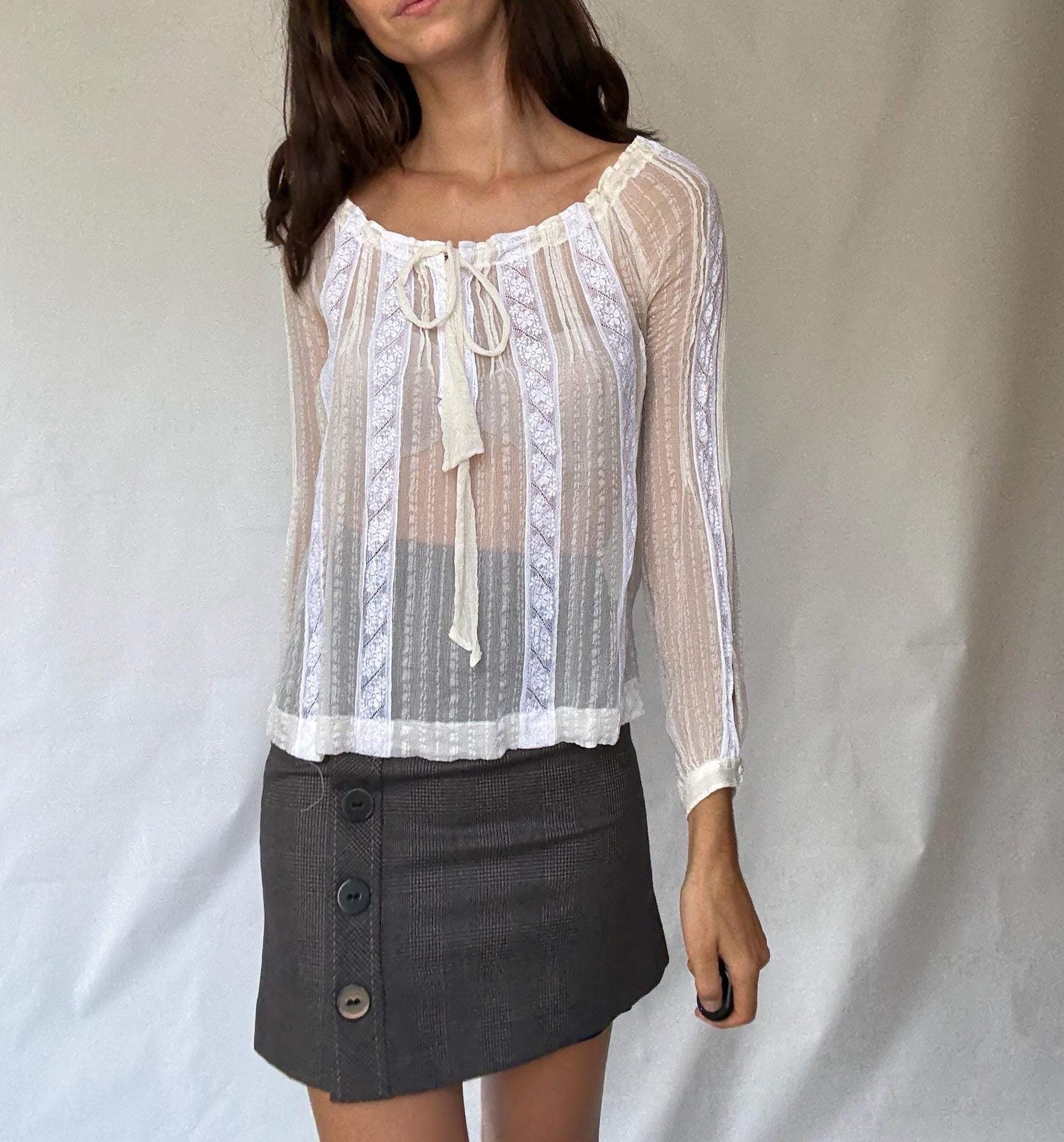 Sheer White Romantic Blouse with Ruffled Neckline and Tie Front Detail in Lightweight Fabric, Perfect for Layering, US Size L