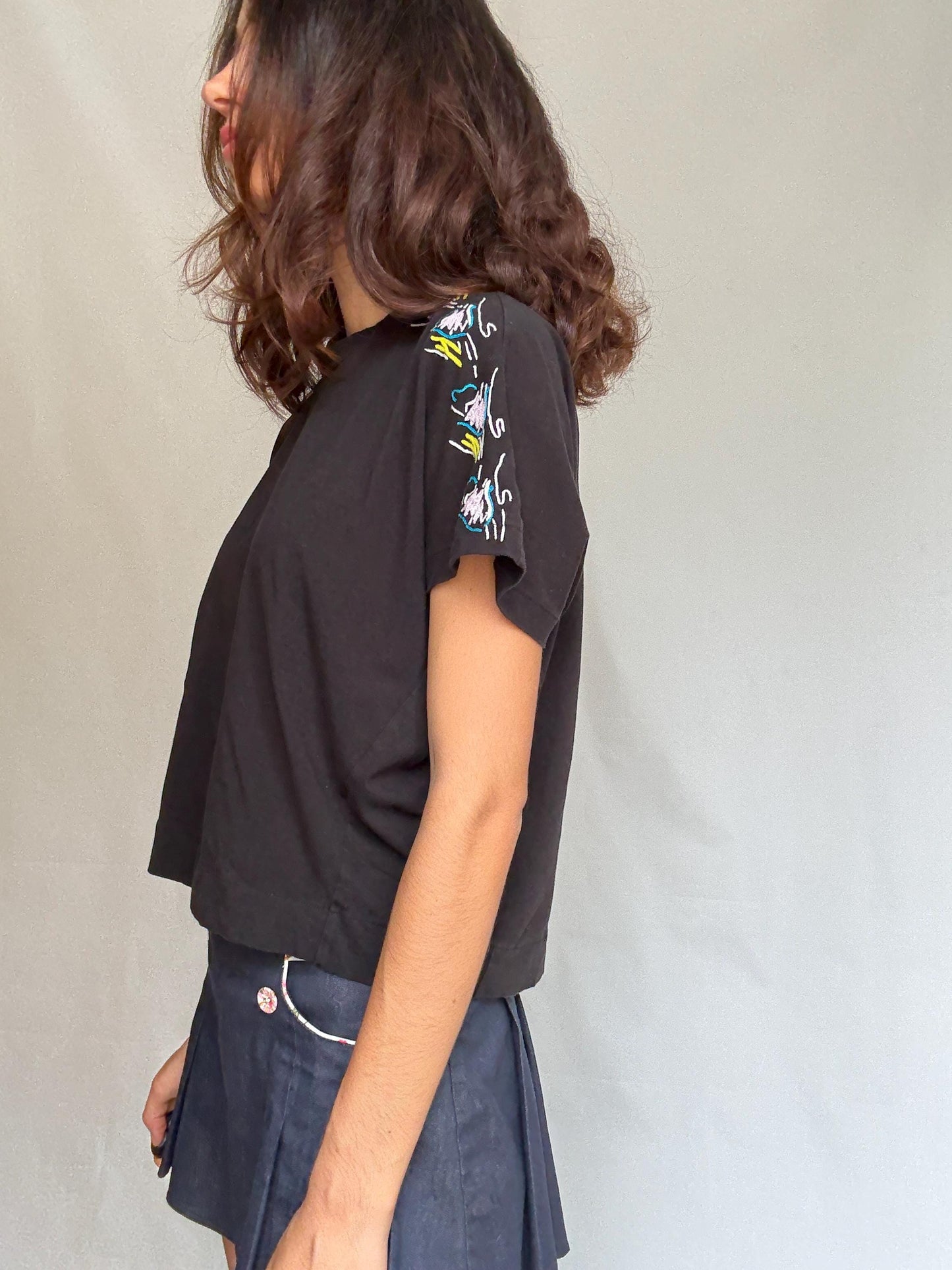 Black casual t-shirt, cotton blend, relaxed fit, floral embroidery on shoulders, casual chic, US S, everyday wear