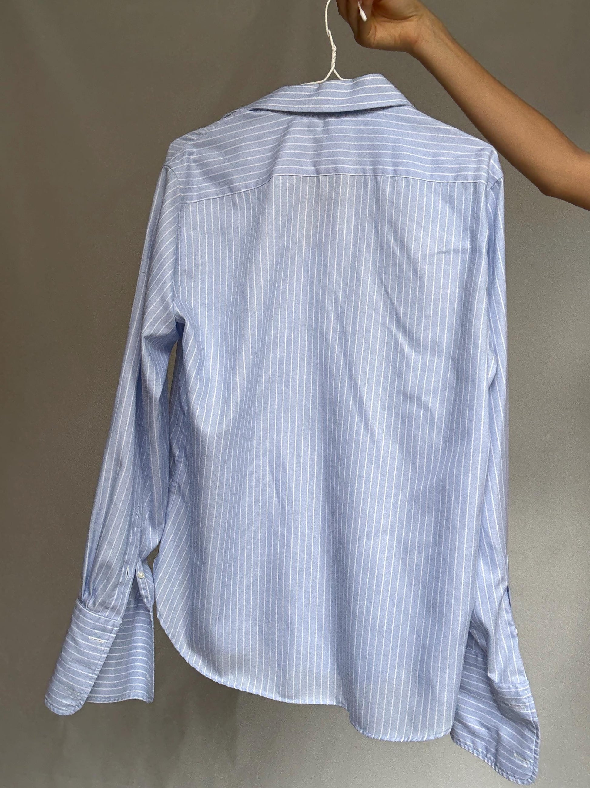 Pedro Del Hierro light blue pinstripe shirt, cotton feel, relaxed fit, buttoned cuffs, vintage 90s, US L, versatile smart wear