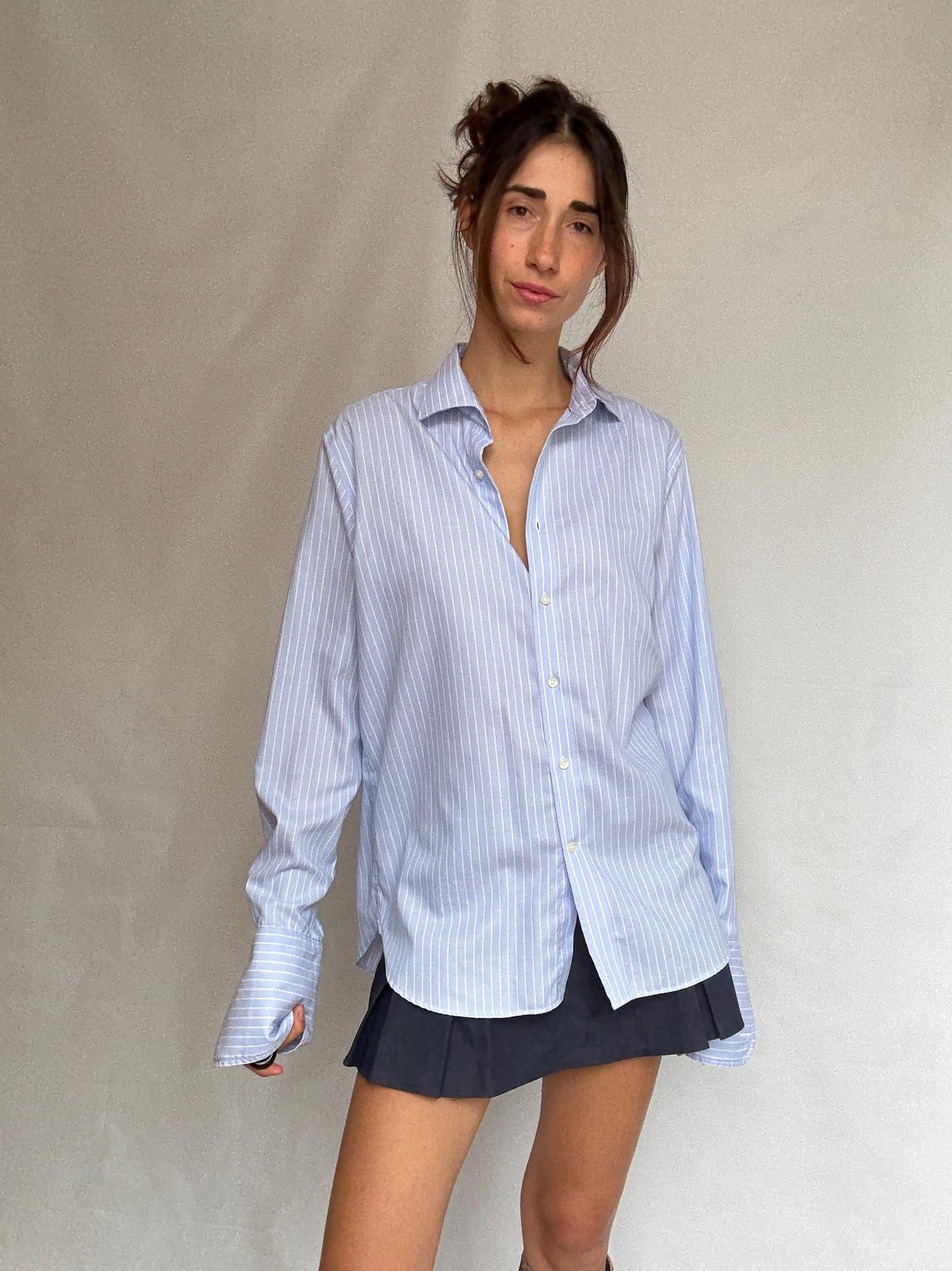 Pedro Del Hierro light blue pinstripe shirt, cotton feel, relaxed fit, buttoned cuffs, vintage 90s, US L, versatile smart wear