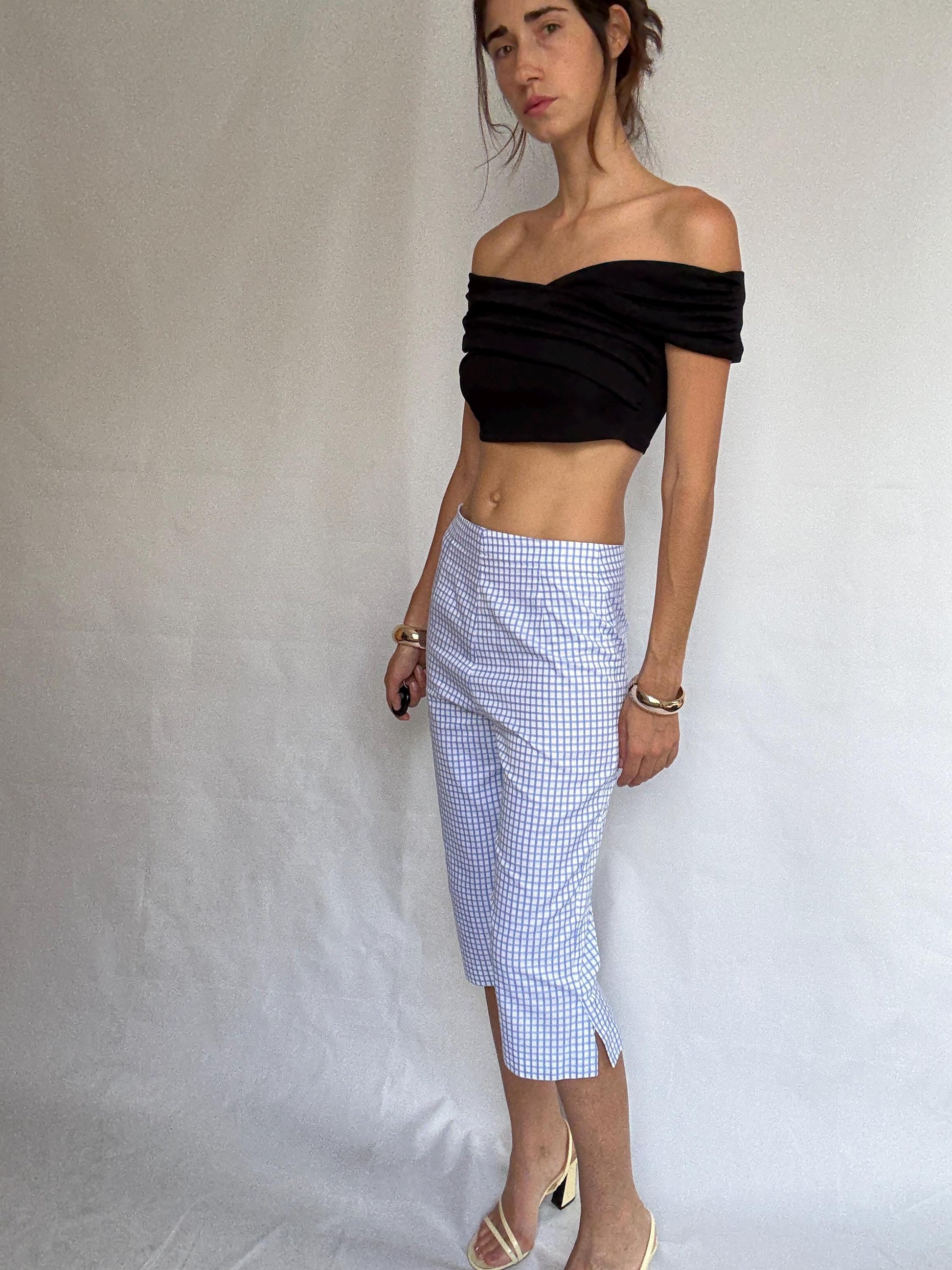 Burberry light blue checked cropped pants, 100% cotton, fitted waist, embroidered logo detail, vintage retro 80s, US S, casual streetwear