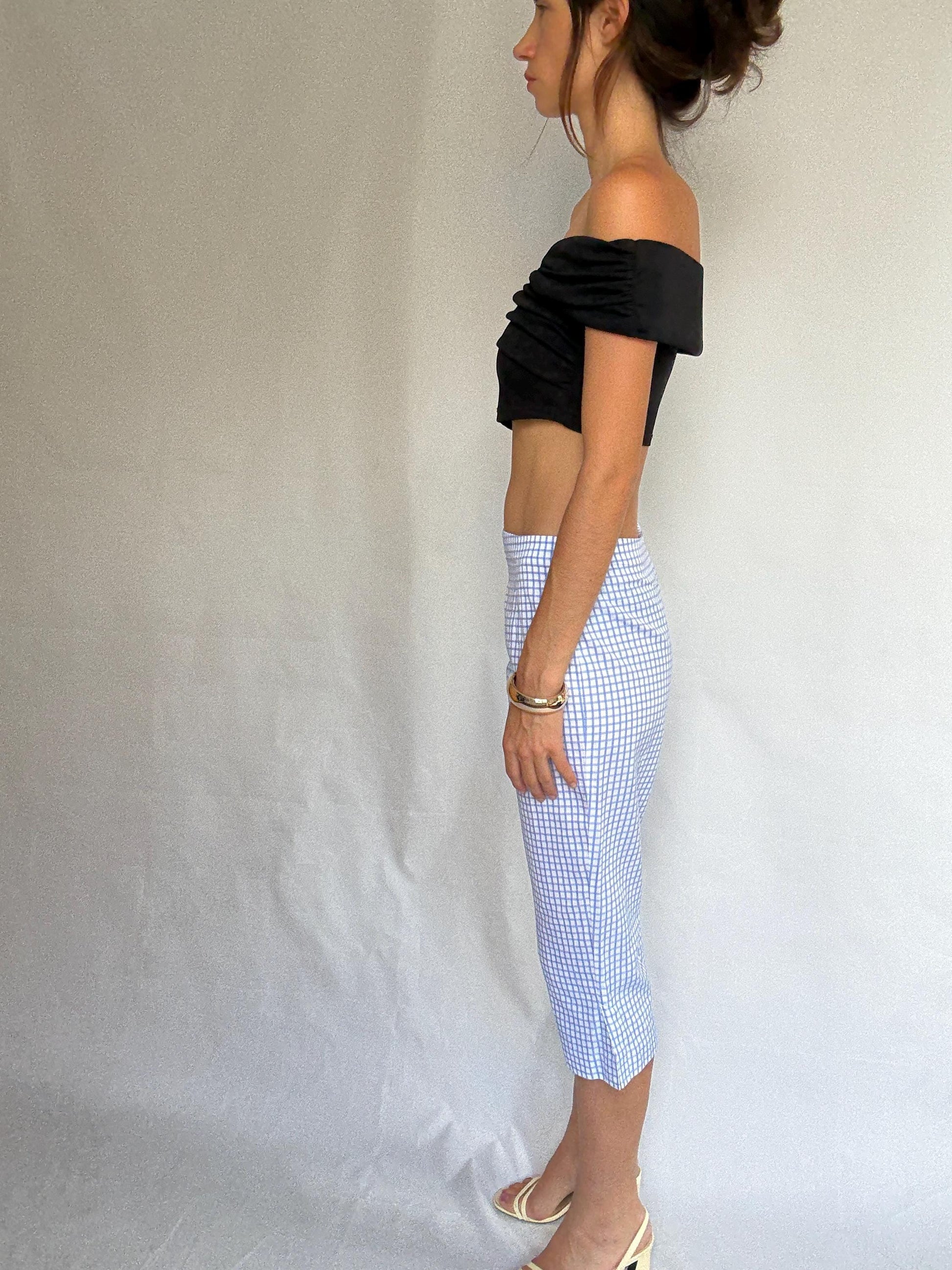 Burberry light blue checked cropped pants, 100% cotton, fitted waist, embroidered logo detail, vintage retro 80s, US S, casual streetwear