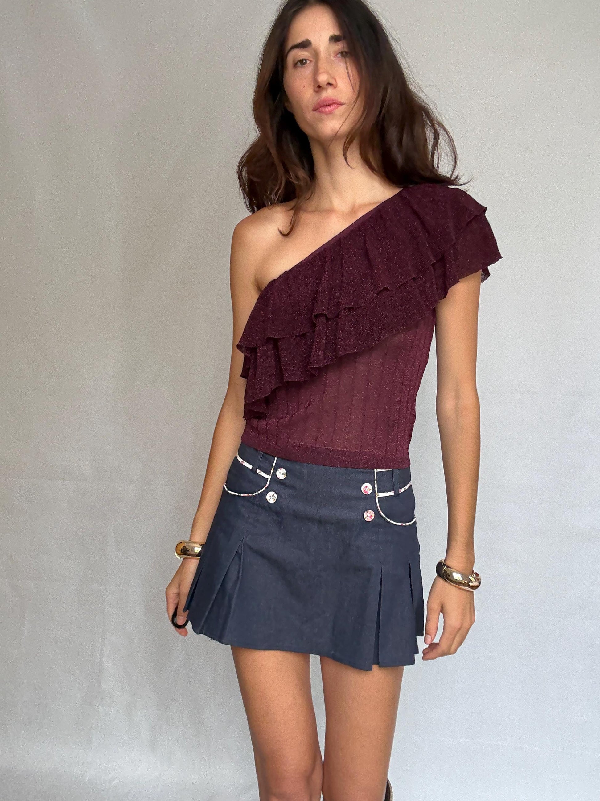 Vintage burgundy one, shoulder top, metallic ribbed knit feel, asymmetrical cut, ruffle detail, elegant chic vibe, US M, evening wear