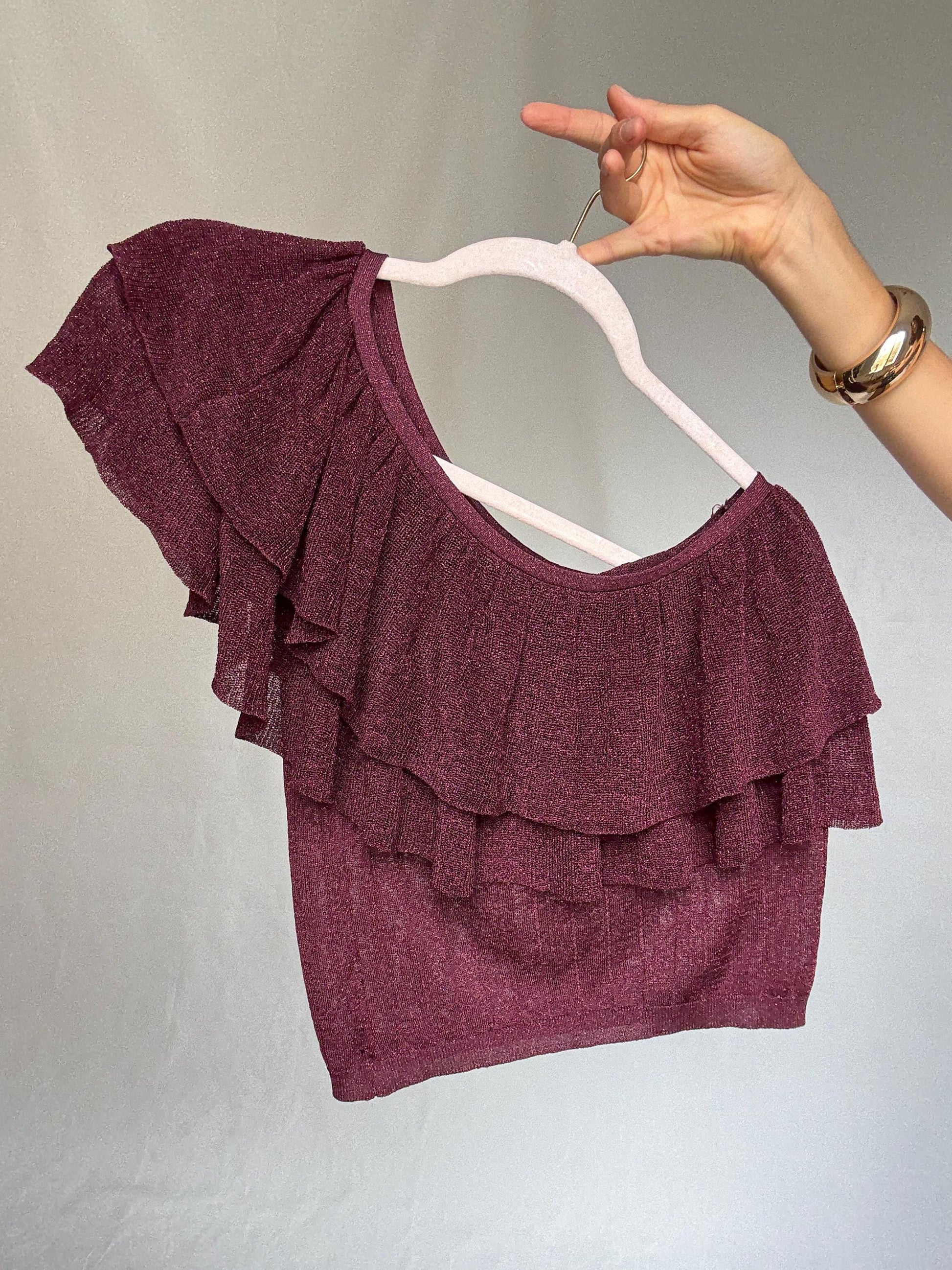 Vintage burgundy one, shoulder top, metallic ribbed knit feel, asymmetrical cut, ruffle detail, elegant chic vibe, US M, evening wear