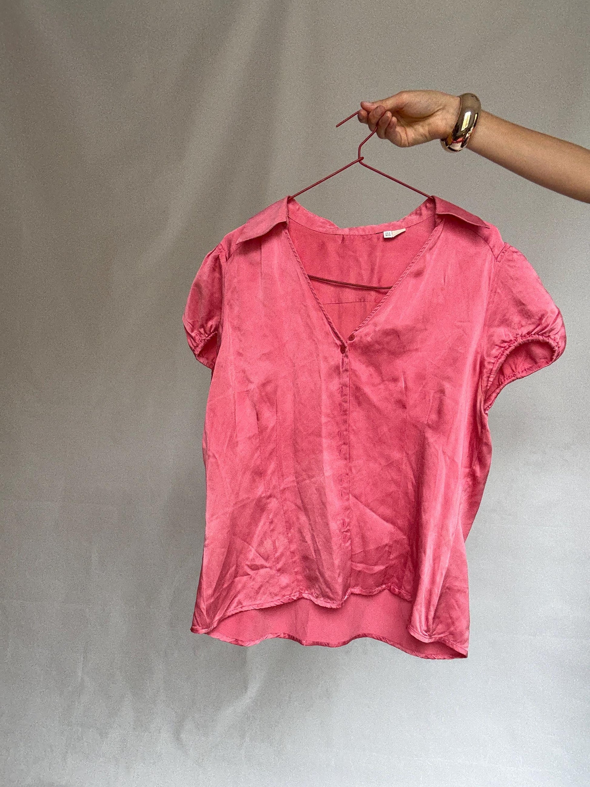 Pink silk blouse, classic fit, v neck with button front, puffed sleeves, romantic cottagecore, US XL, versatile everyday wear