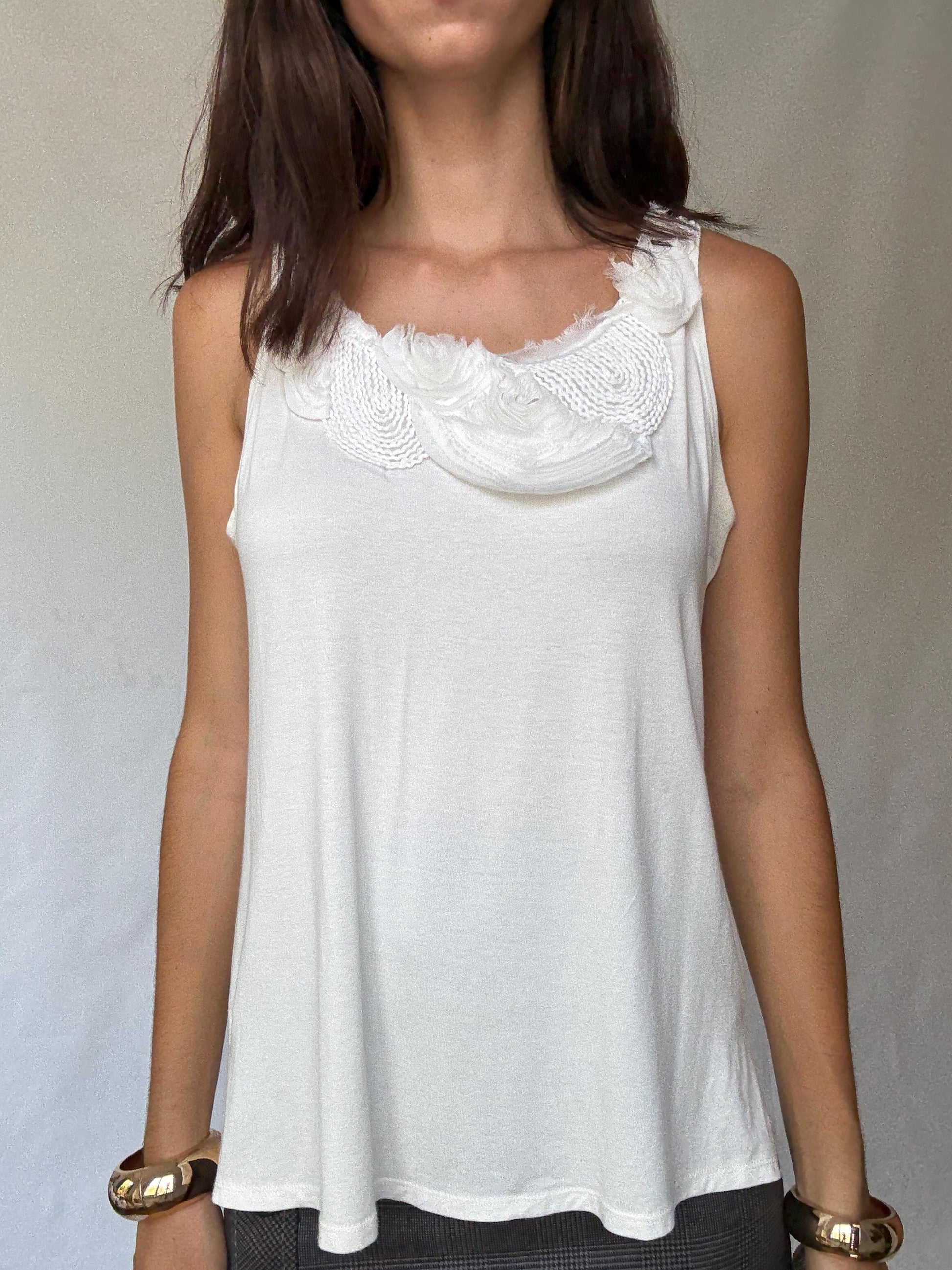 Zendra white camisole top, cotton feel, flowy fit, floral applique neckline, romantic chic, EU 46, casual everyday
