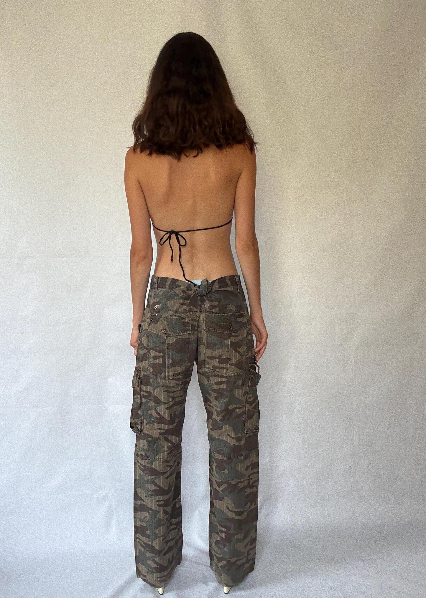 Ripcurl camo cargo pants, 100% cotton, straight leg fit, six, pocket design, y2k streetwear, US L, casual outdoor style