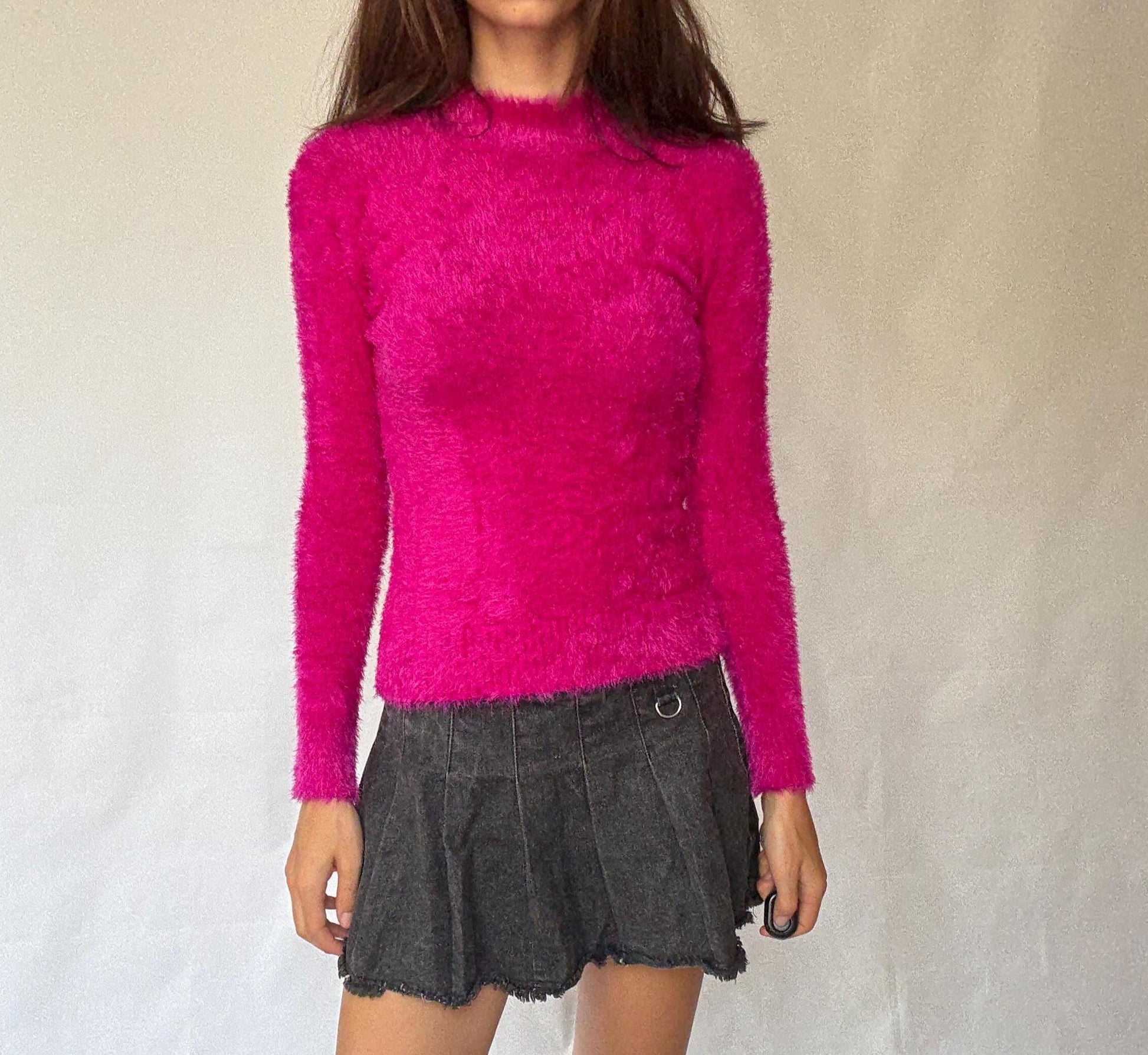 Y2K Vibrant pink jumper, cotton feel, relaxed fit, fluffy texture,90s Nicole richie style, US S, streetwear fun