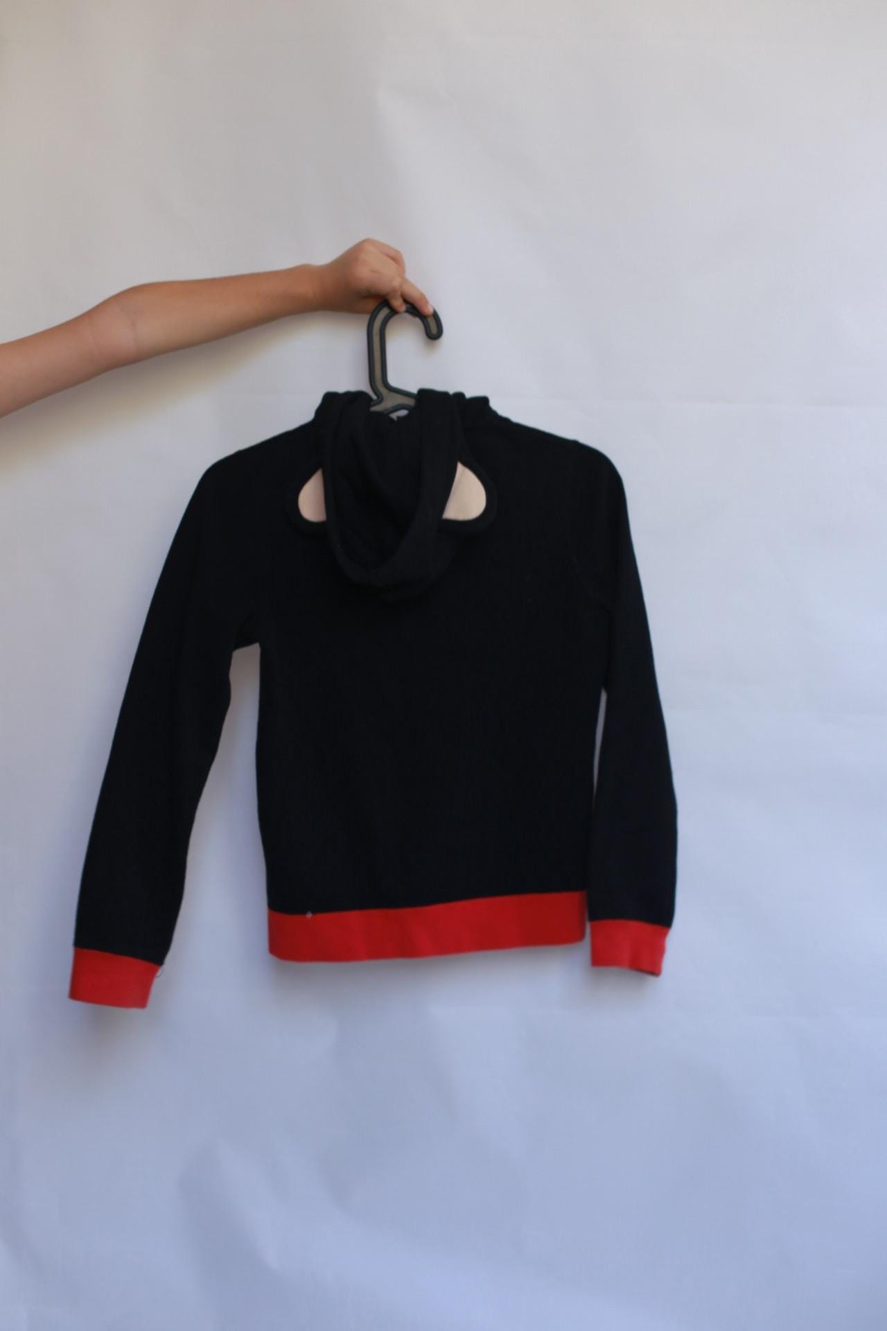 Paul Frank black hoodie, 80% cotton, front zipper, cartoon monkey graphic, casual streetwear, US M (Kids), campus style