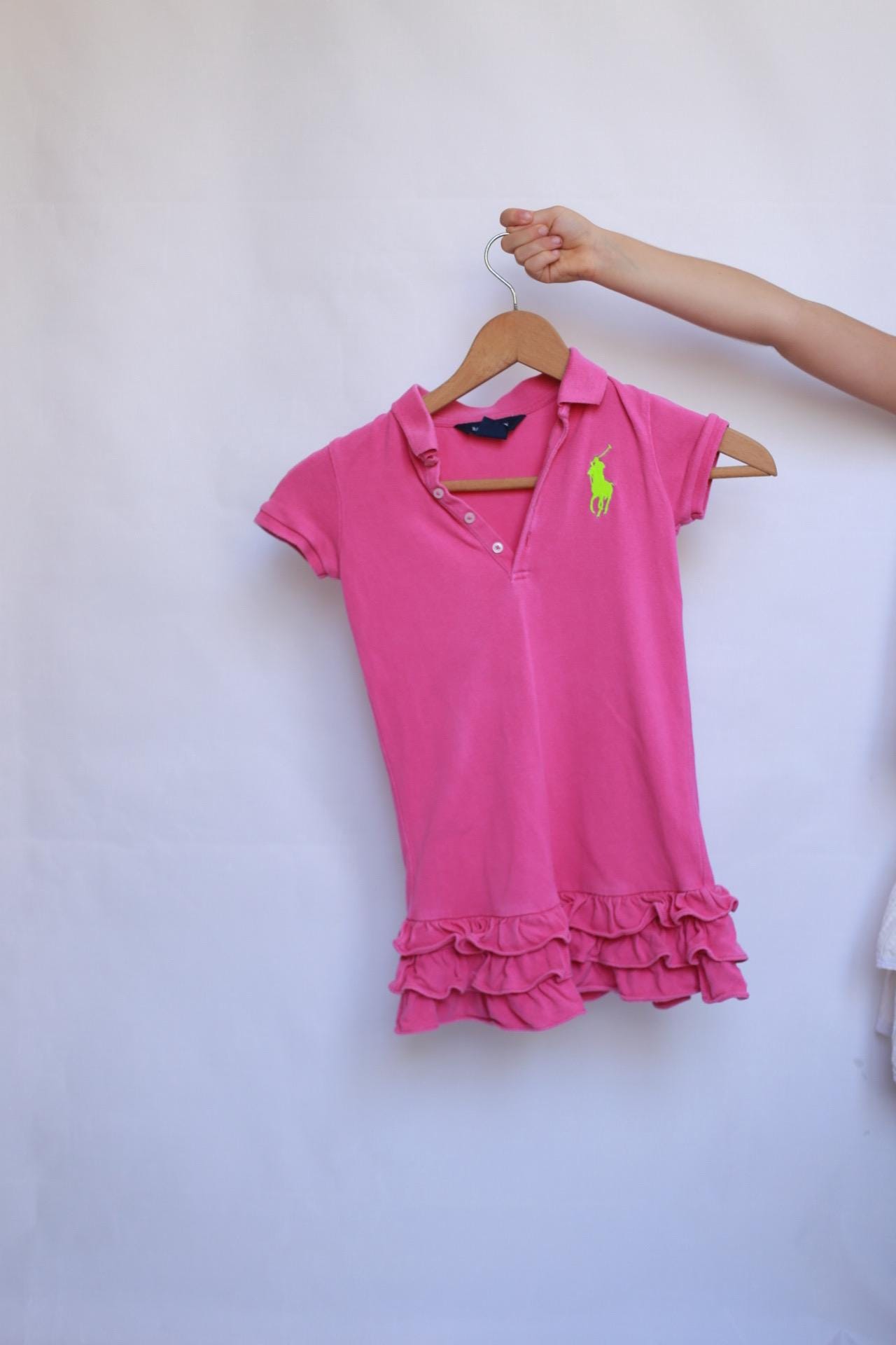 Ralph Lauren pink polo dress, 100% cotton, line silhouette, ruffled hem, preppy sporty style, US 5 (children), casual outings