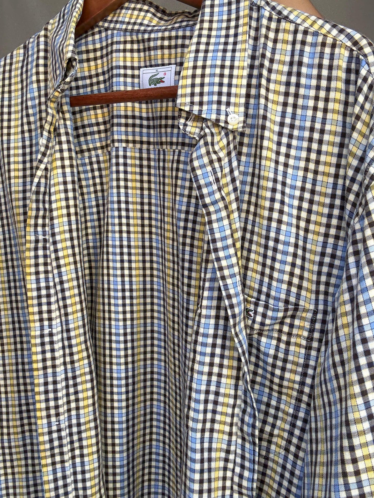 Lacoste plaid button up shirt, cotton, relaxed fit, classic collar, chest pocket, casual vintage vibe, US XL, everyday wear