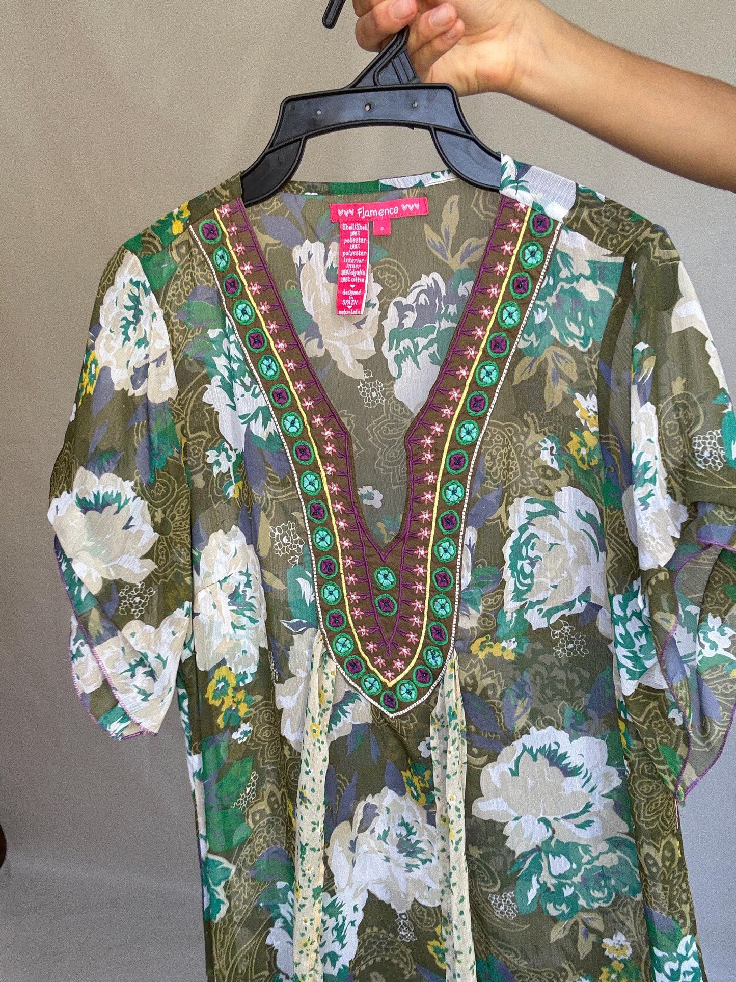 Multicolor floral mini dress, flowy fit, embroidered v neck, bohemian grunge, US S, summer beachwear